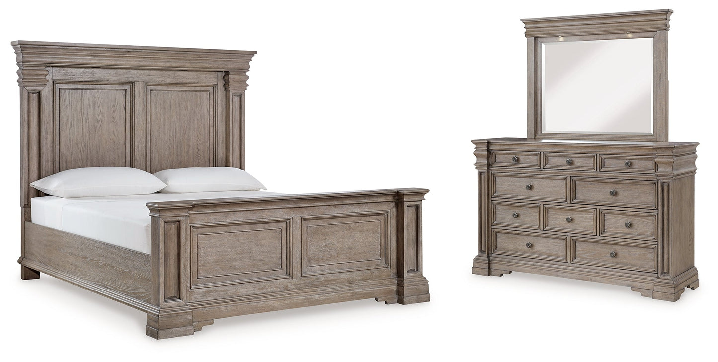 Blairhurst Queen Panel Bedroom Set with Dresser and Mirror