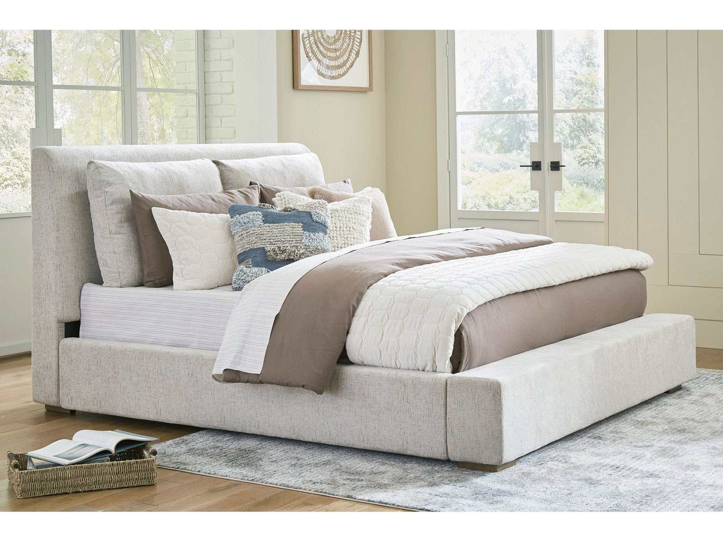 Cabalynn Oatmeal Queen Upholstered Bed