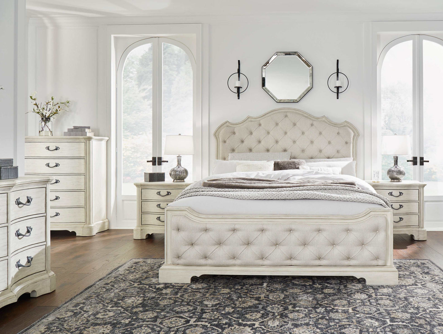 Arlendyne Antique White Cal. King Upholstered Bed