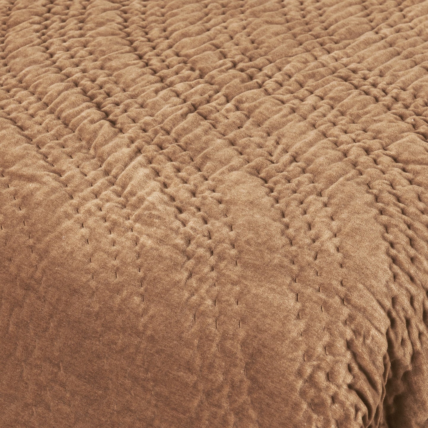 Elms Hazel Velvet Quilt Collection