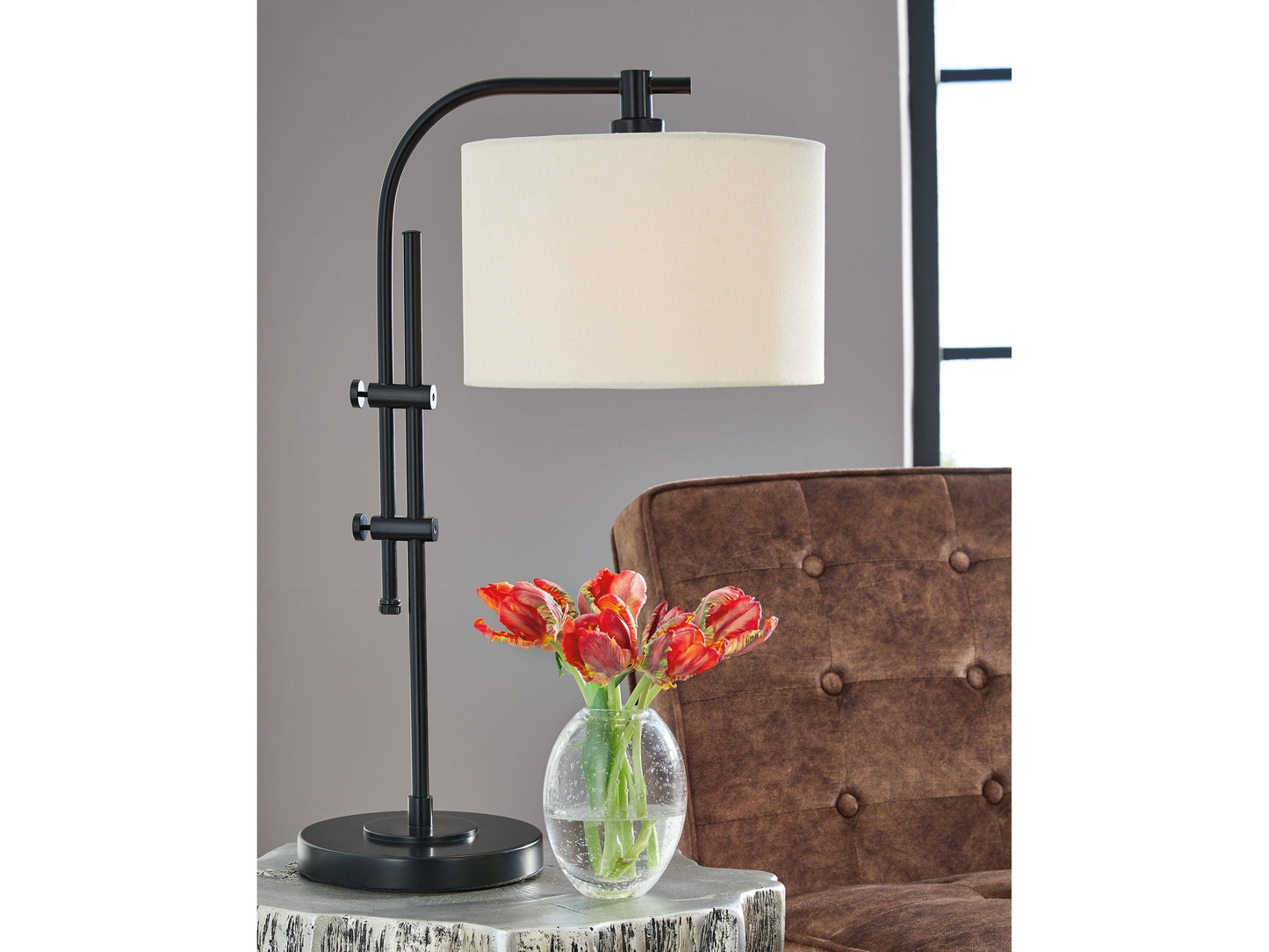 Baronvale Black Accent Lamp (Set of 2)- Viva Furn