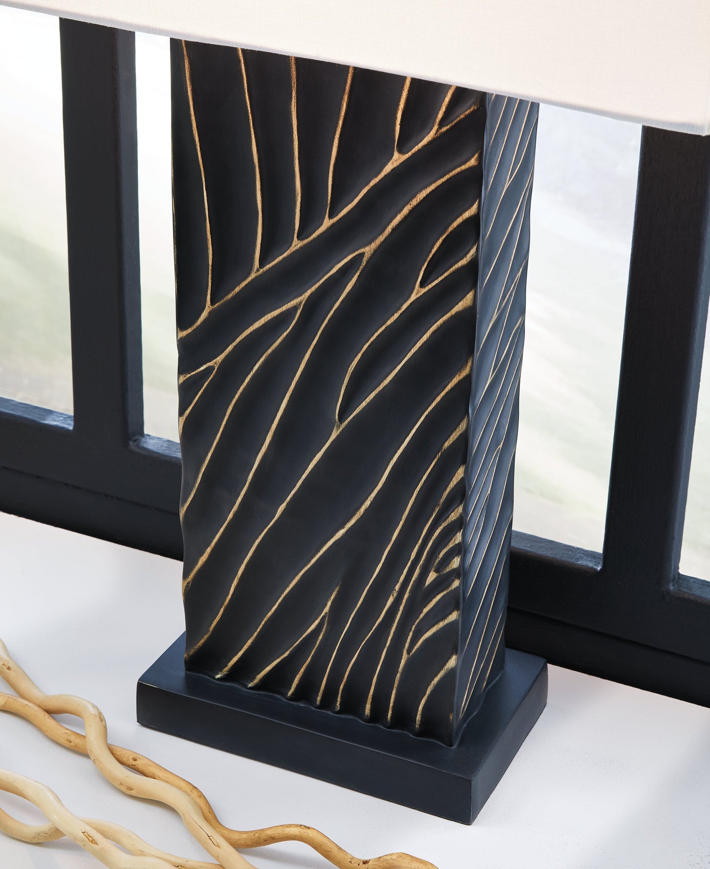 Bartlen Black/Gold 2-Piece Lamp Set- Viva Furn
