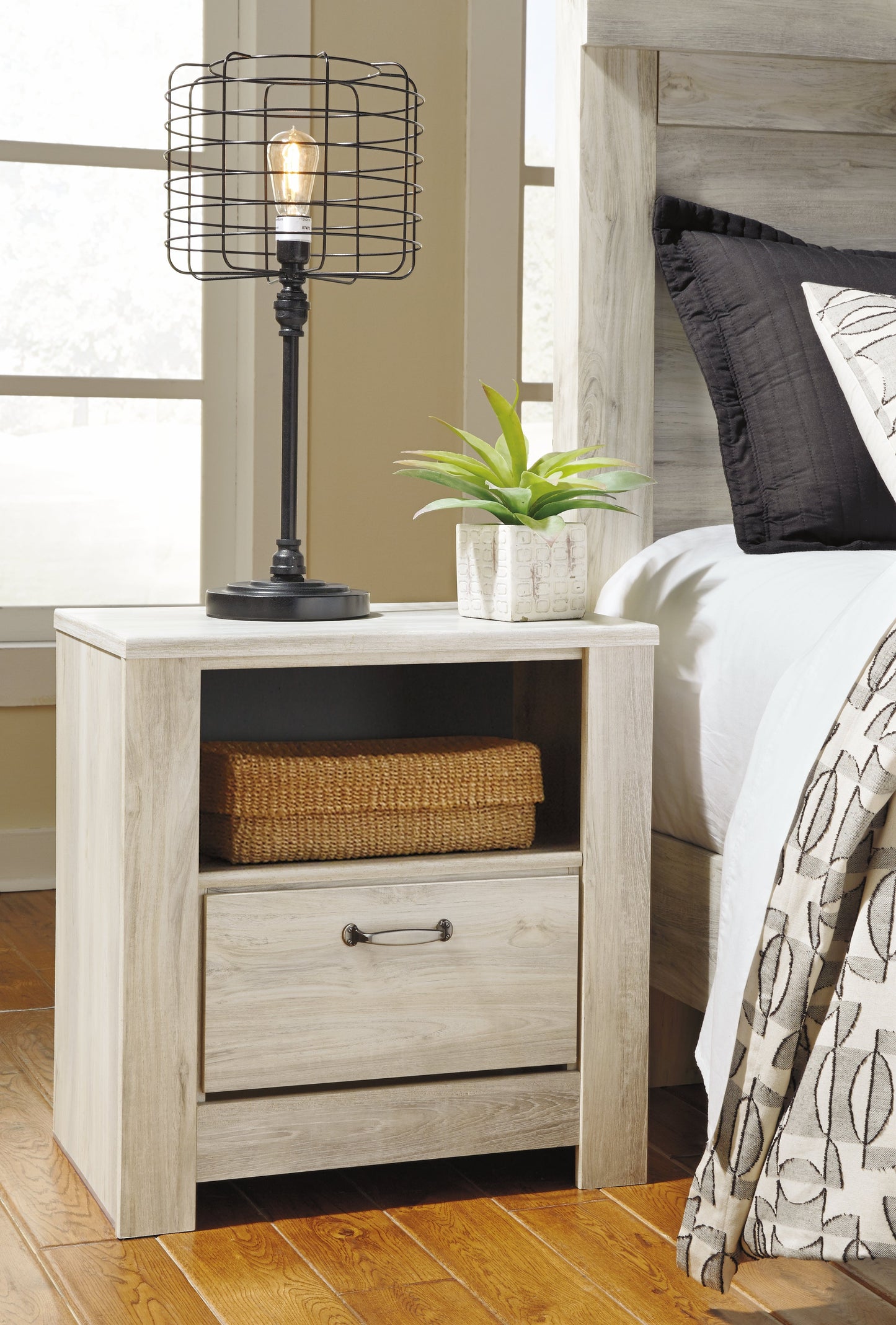 Bellaby Whitewash Queen Crossbuck Panel Bedroom Set with 2 Nightstands- Viva Furn