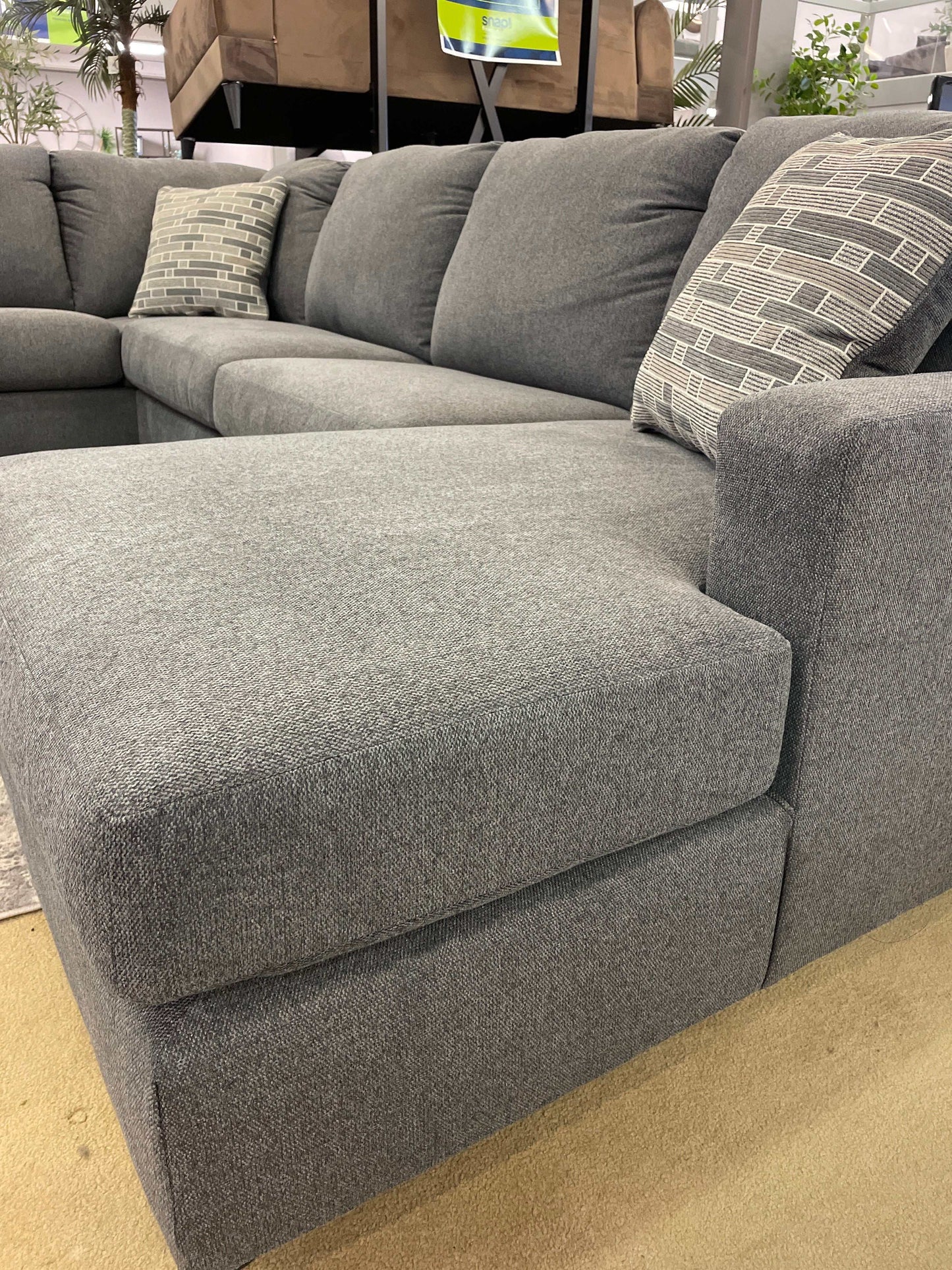 Edenfield Charcoal 3pc Sectional w/ Chaise