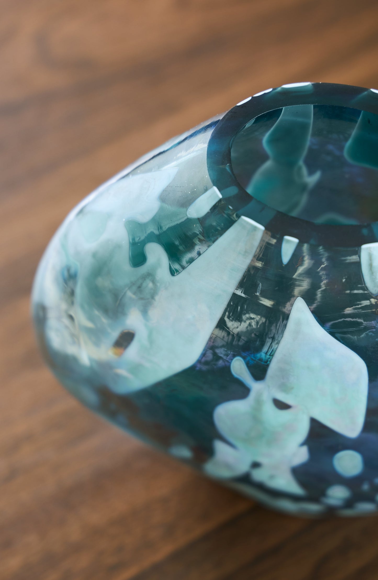 Cartshaw Iridescent Teal Vase- Viva Furn
