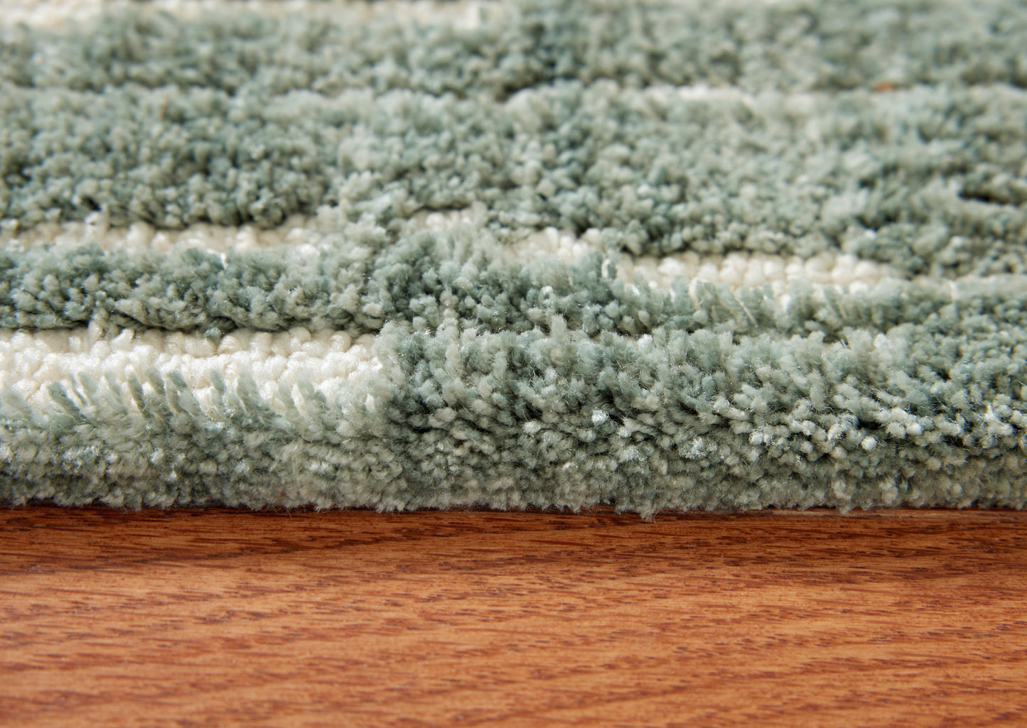 Cayworth Teal/White 8' x 10' Rug- Viva Furn