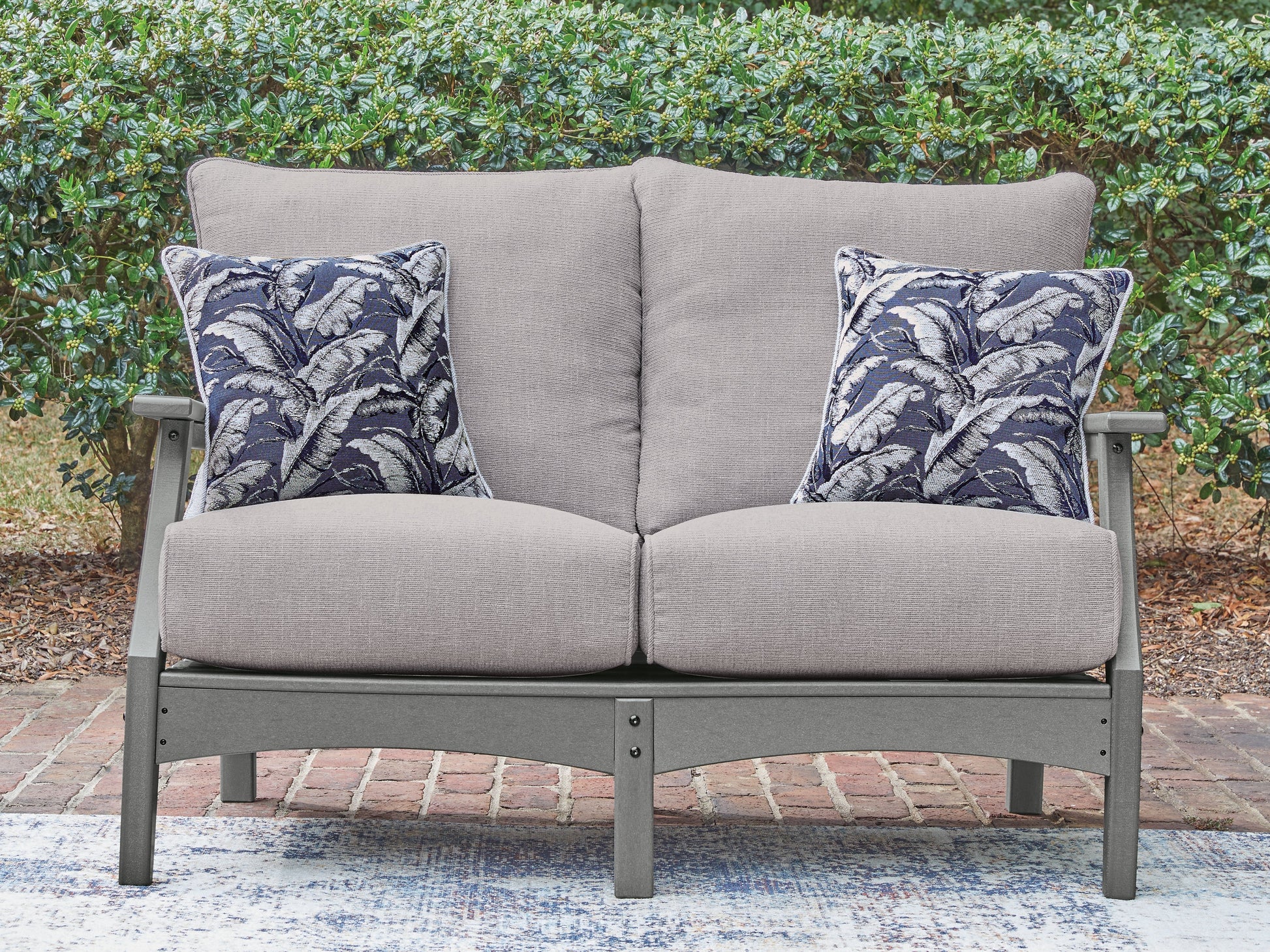 Cove Beach Gray Loveseat w/Cushion- Viva Furn