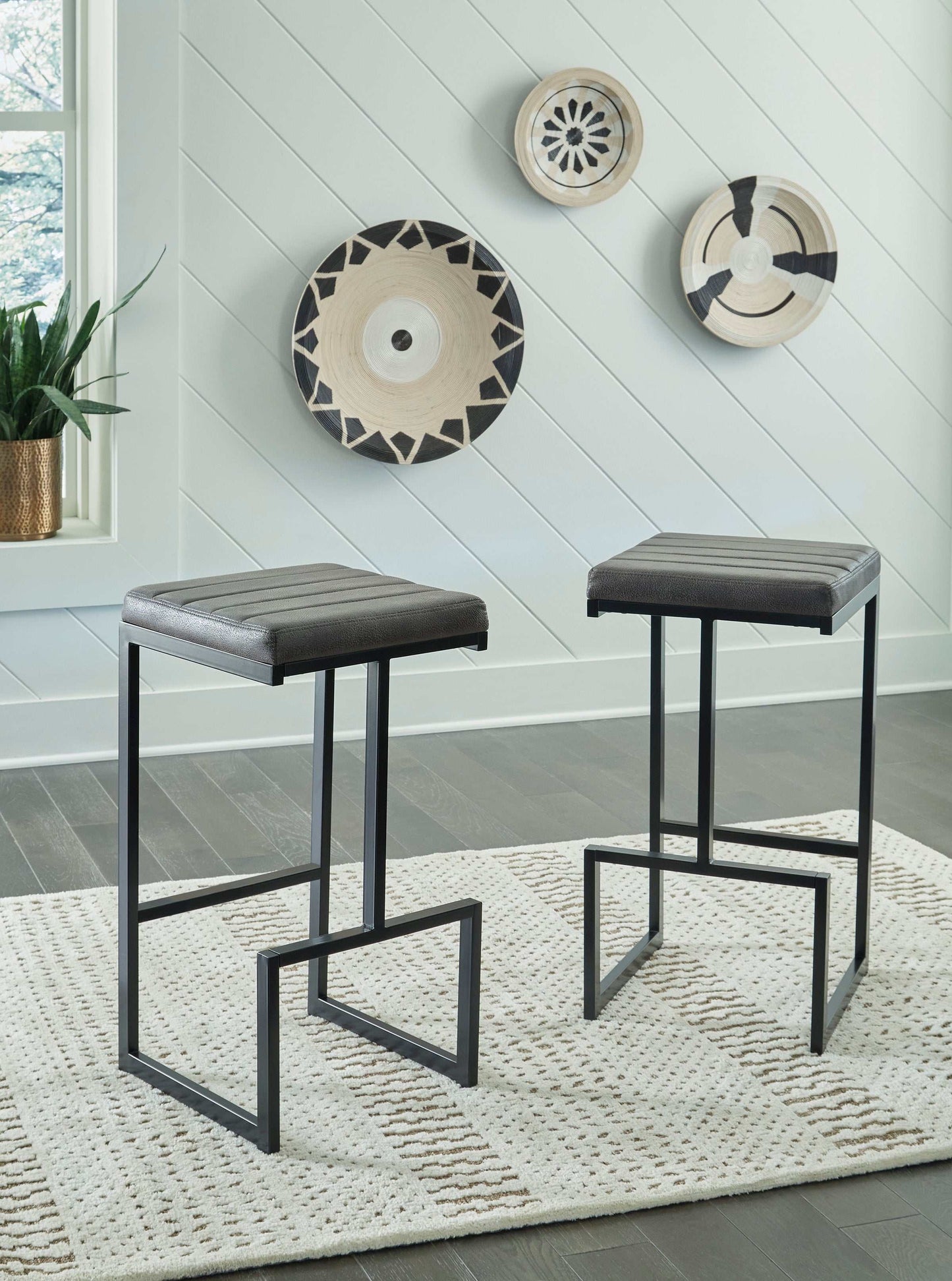 Strumford Gray & Black Bar Height Bar Stool (Set of 2)