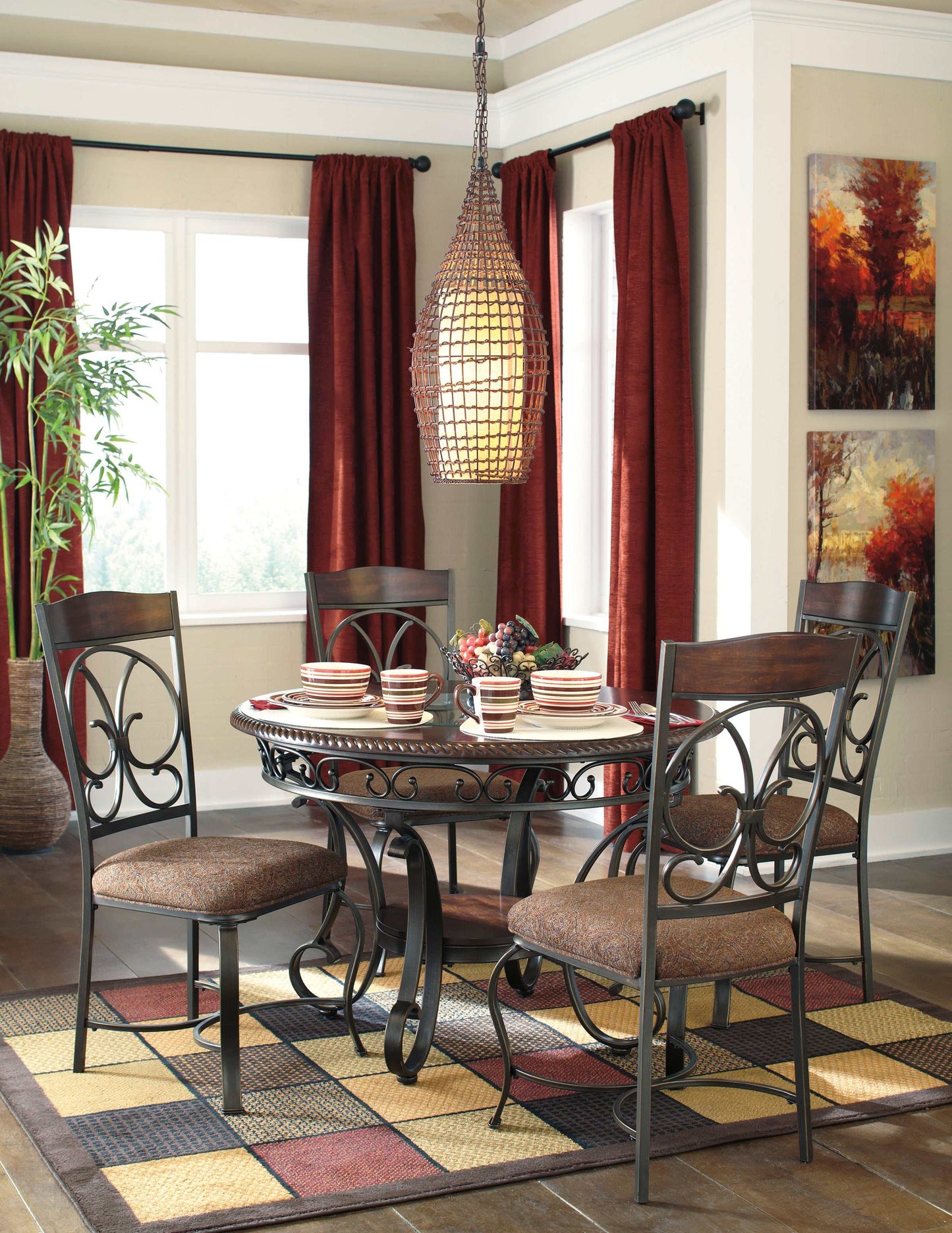 Glambrey Brown Dining Room Set / 5pc