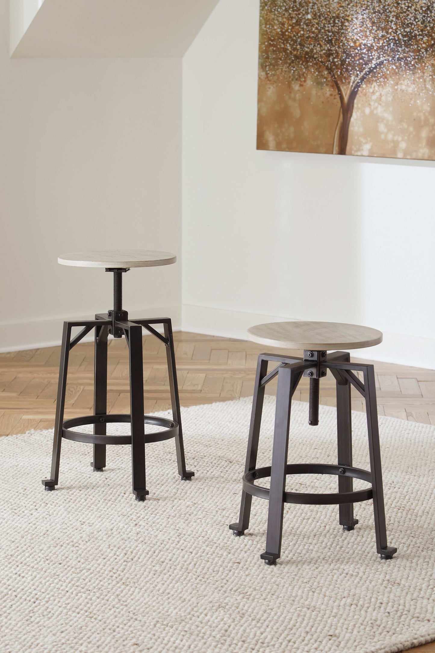 Karisslyn Whitewash/Black Counter Height Stool (Set of 2)