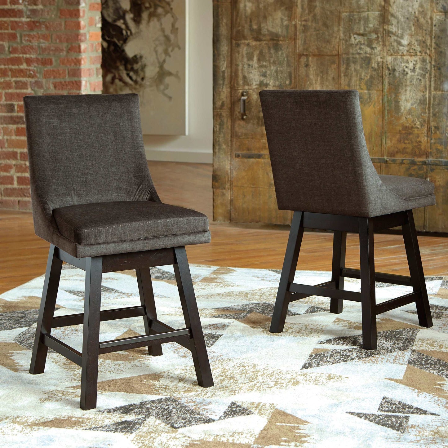 Tallenger Dark Gray Counter Height Chair (Set of 2)