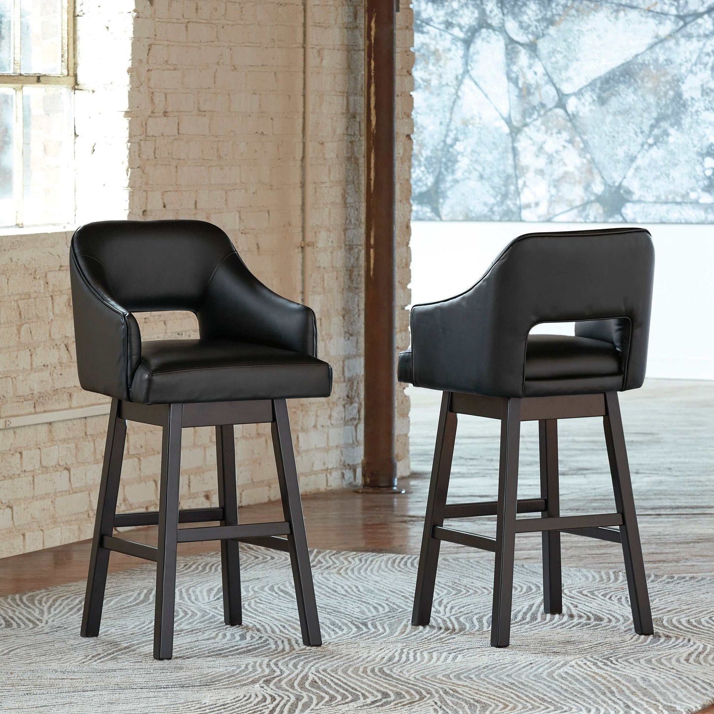 Tallenger Black Pub Height Bar Chair (Set of 2)