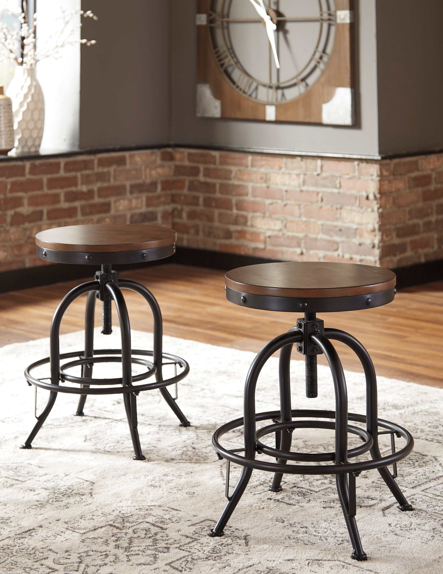 Valebeck Brown & Black Counter Height Bar Stool (Set of 2)