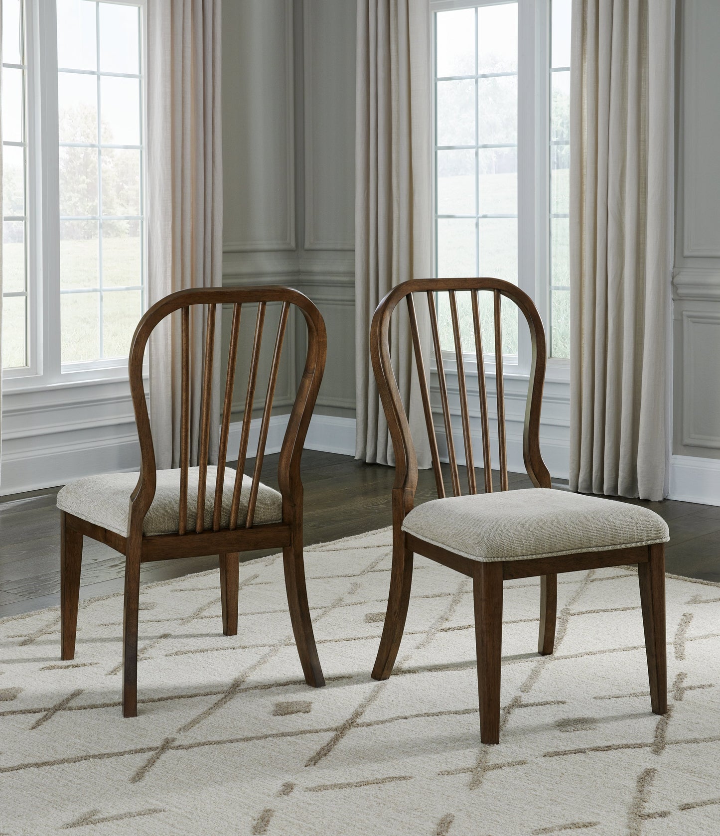 Sturlayne Brown Dining Chair ( Set of 2)