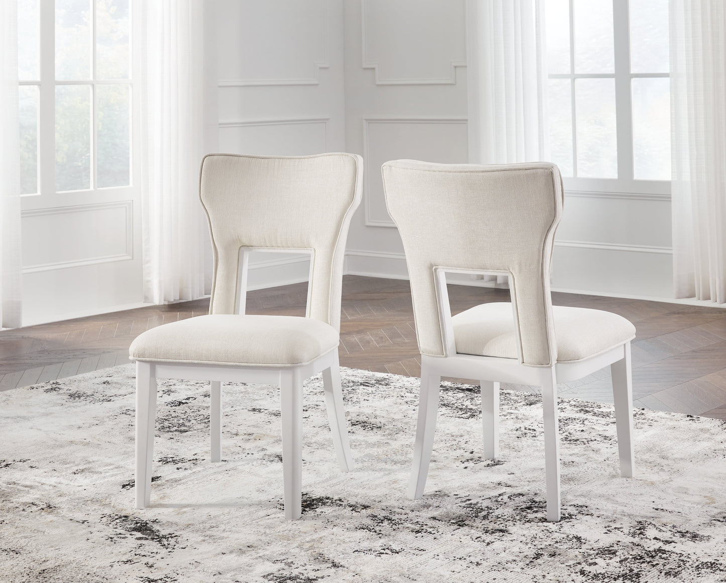 Chalanna White Dining Chair ( Set of 2)