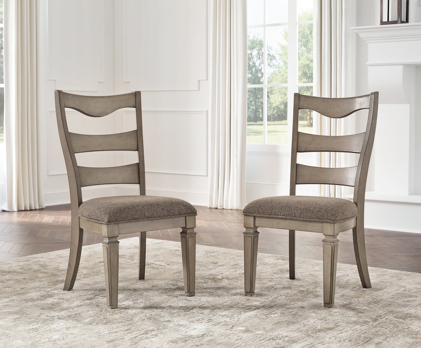 Lexorne Gray Dining Chair (Set of 2)