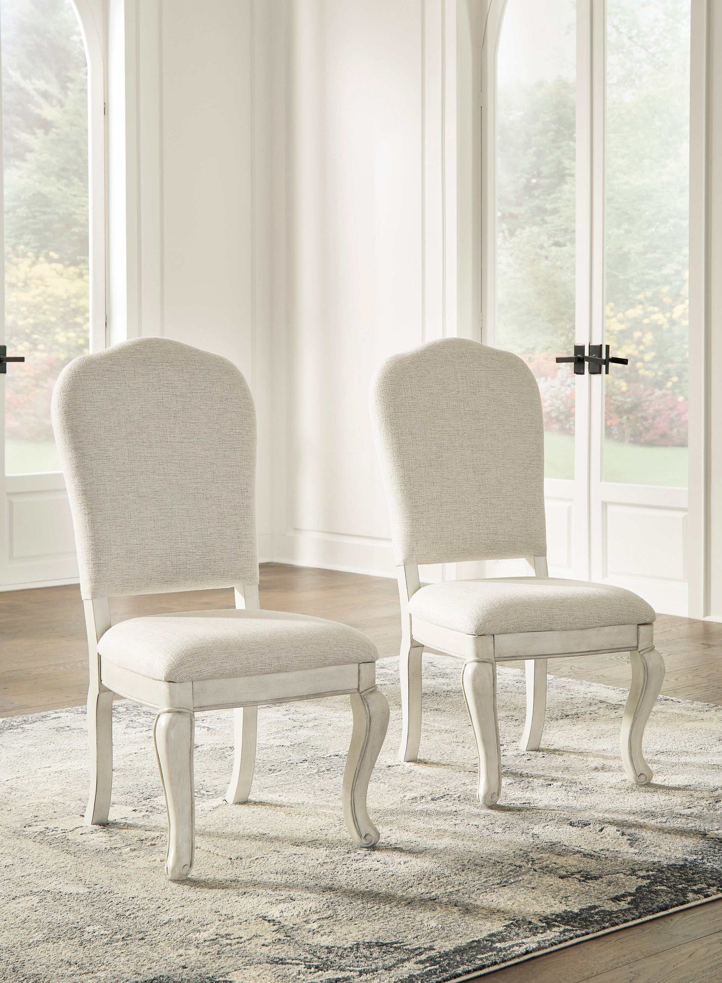 Arlendyne Antique White Dining Room Set / 9pc