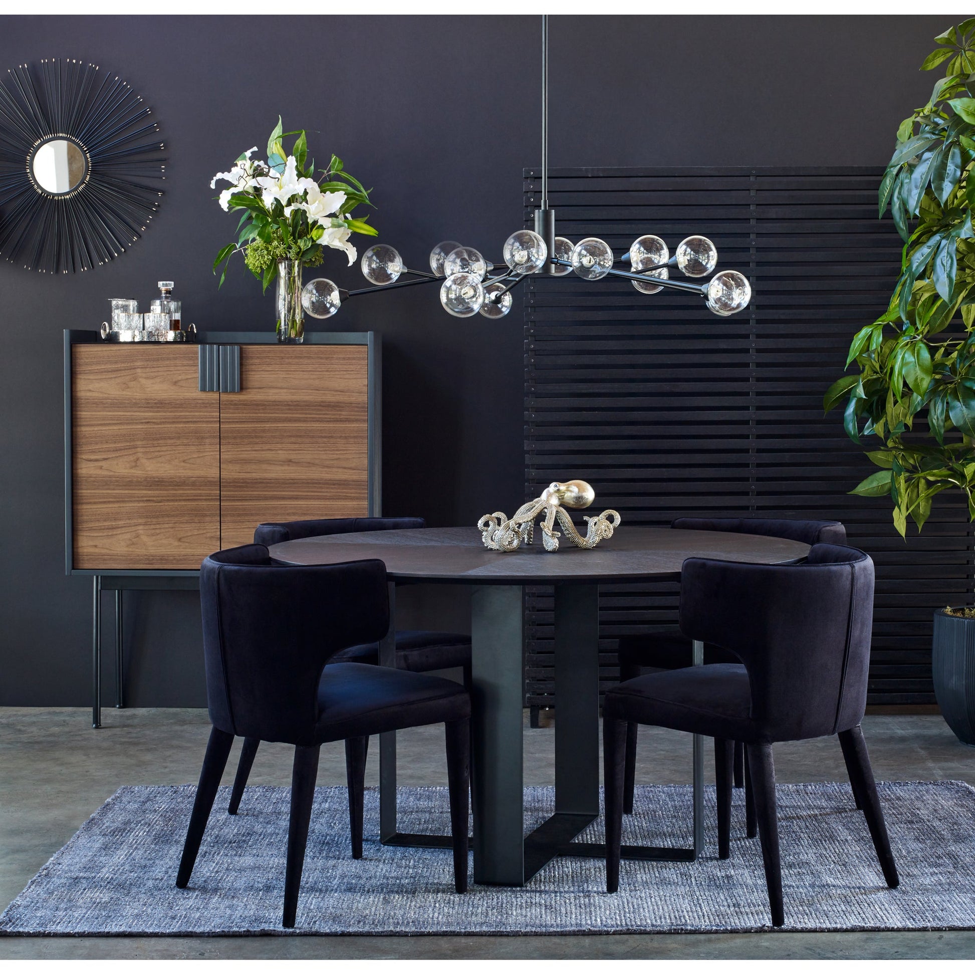 Dallin Black Screen - Ornate Home