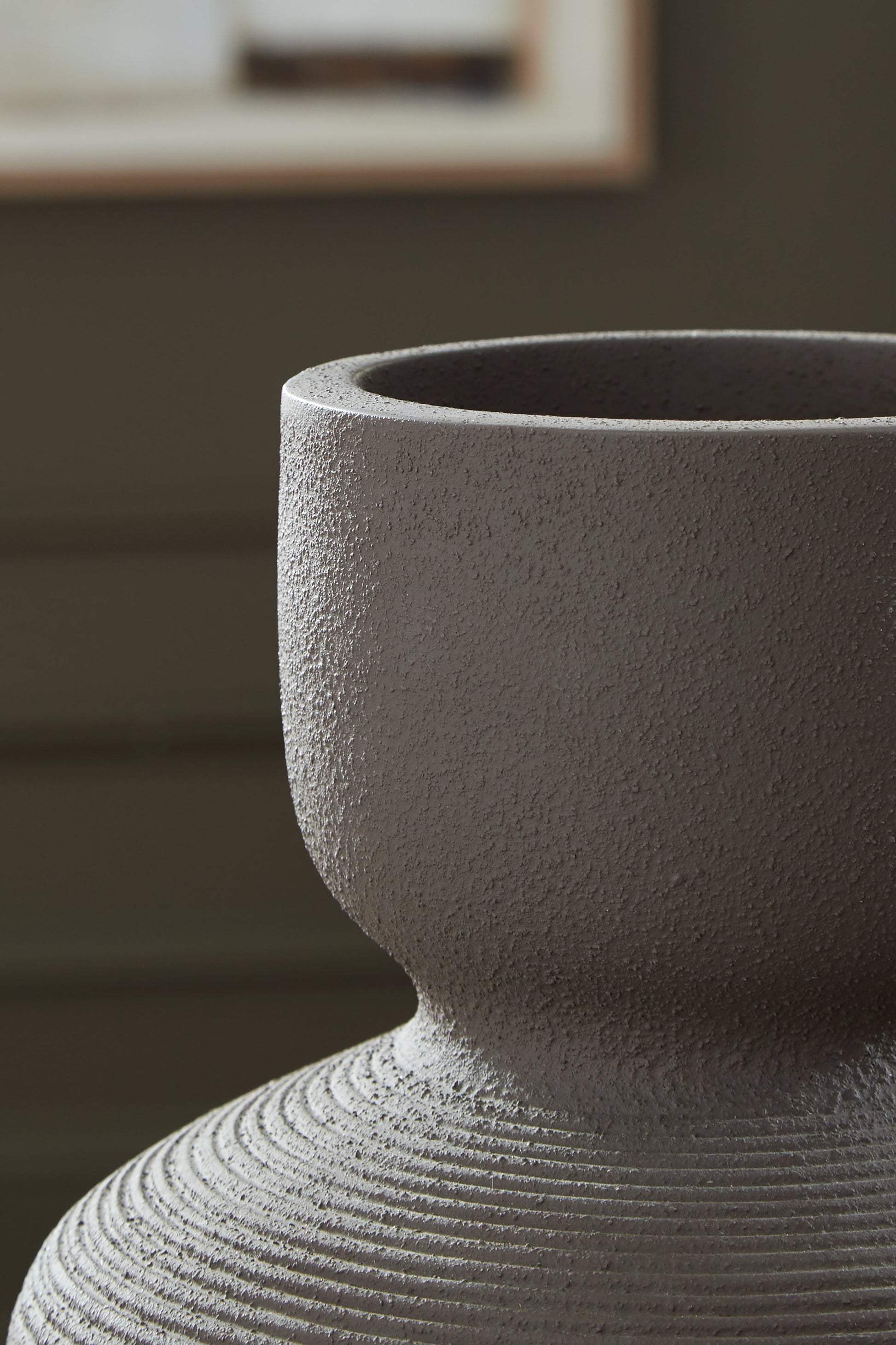 Dalsen Brown Vase- Viva Furn