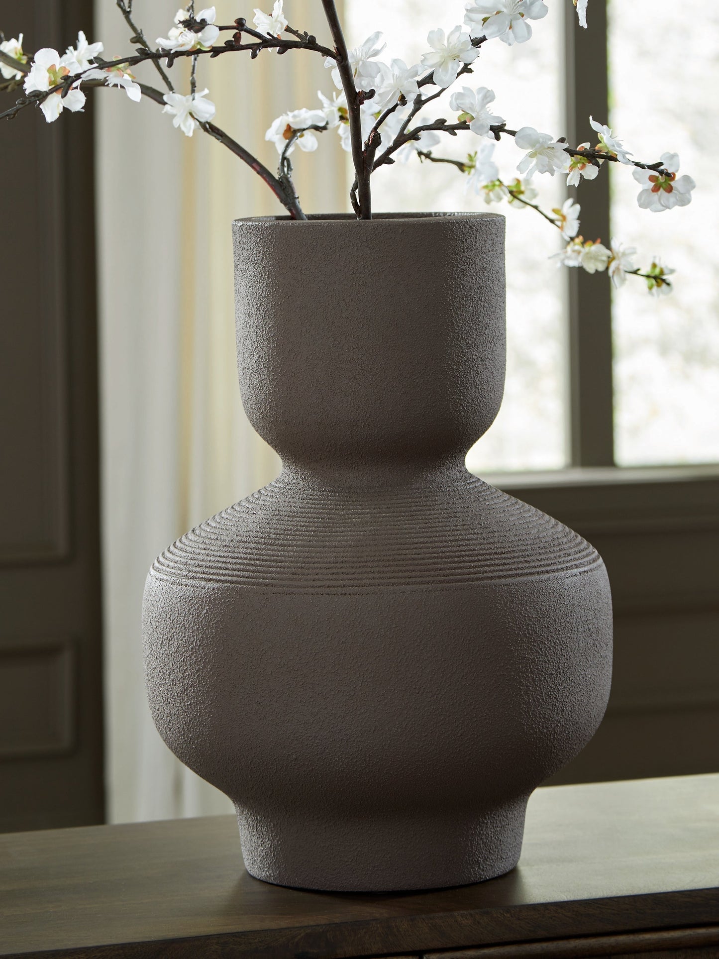Dalsen Brown Vase- Viva Furn