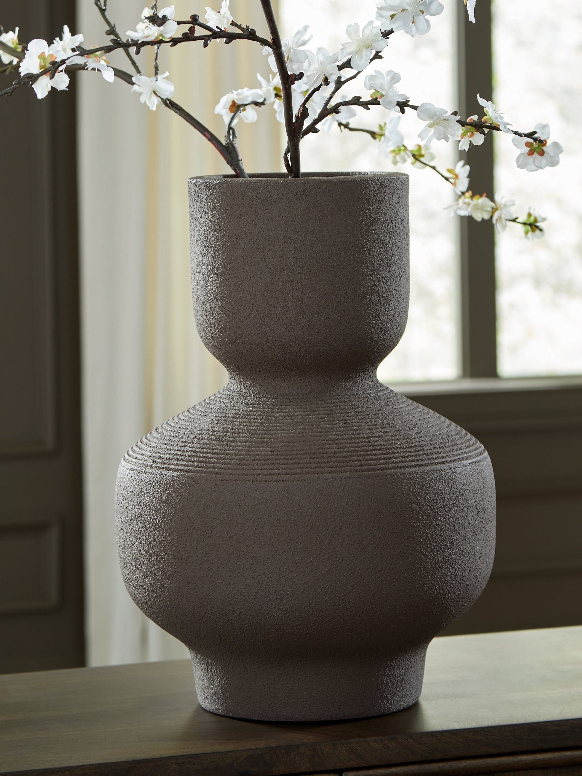 Dalsen Brown Vase- Viva Furn
