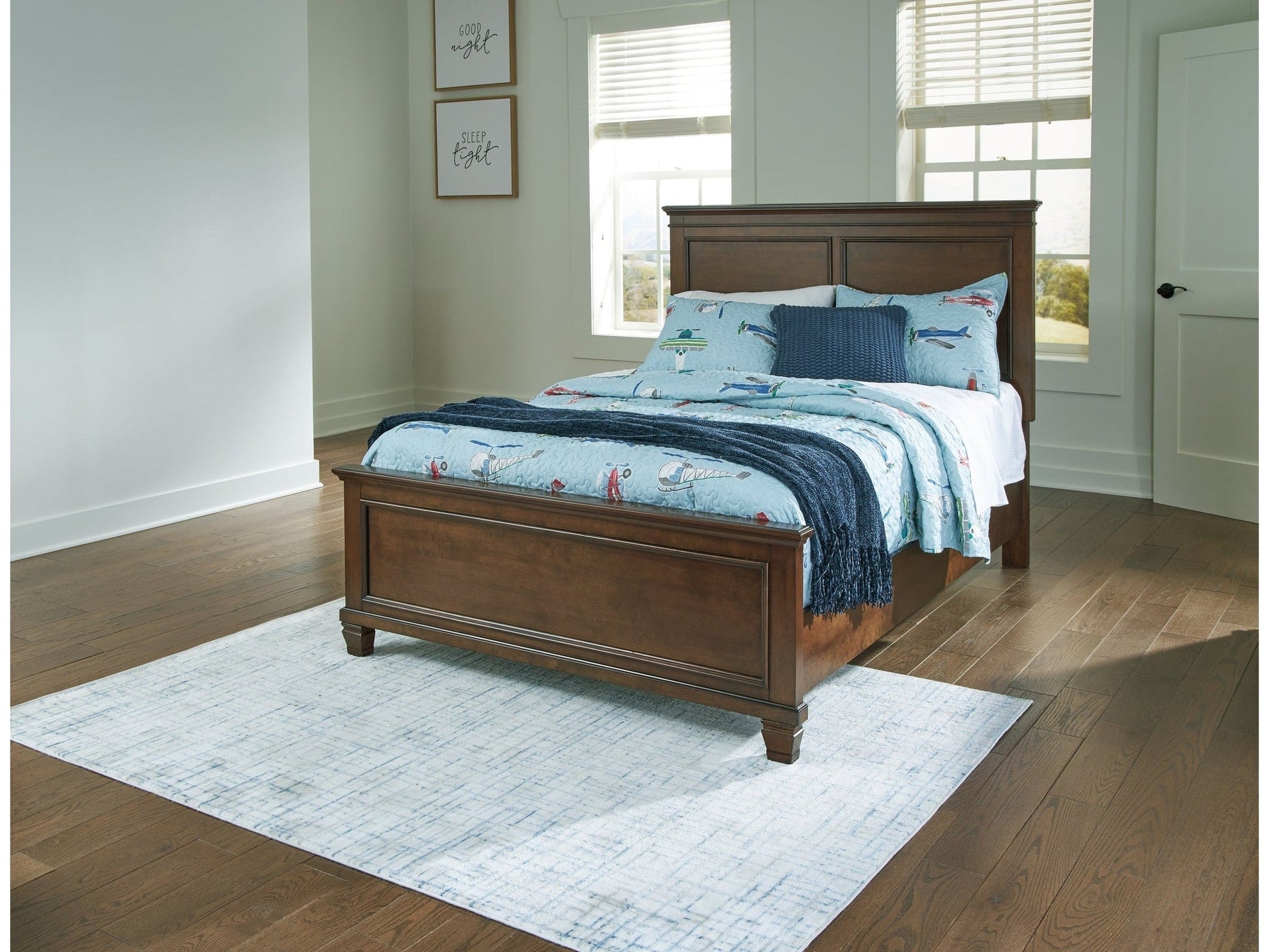 Danabrin Brown Queen Panel Bed- Viva Furn