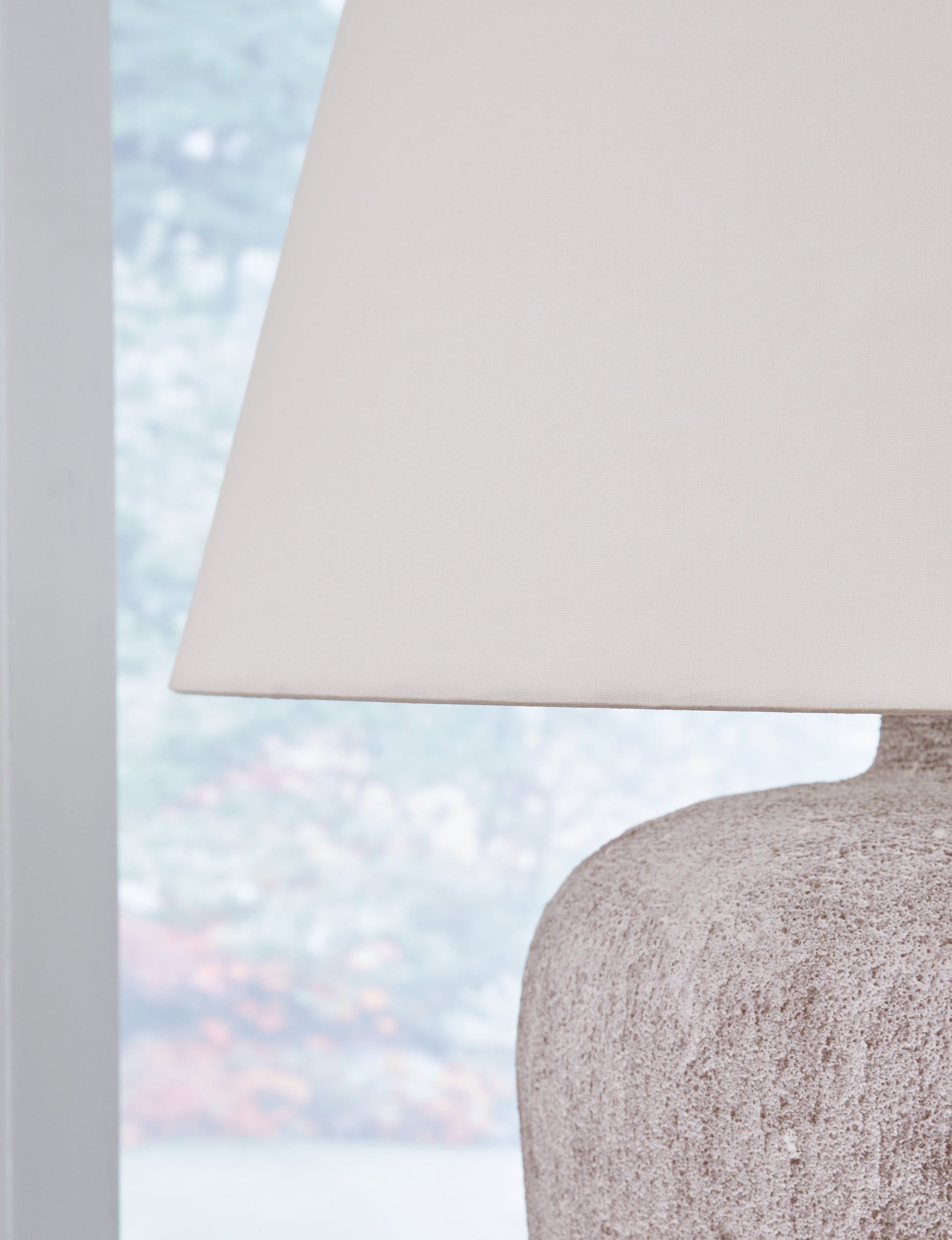 Danry Distressed Cream Table Lamp (Set of 2)- Viva Furn