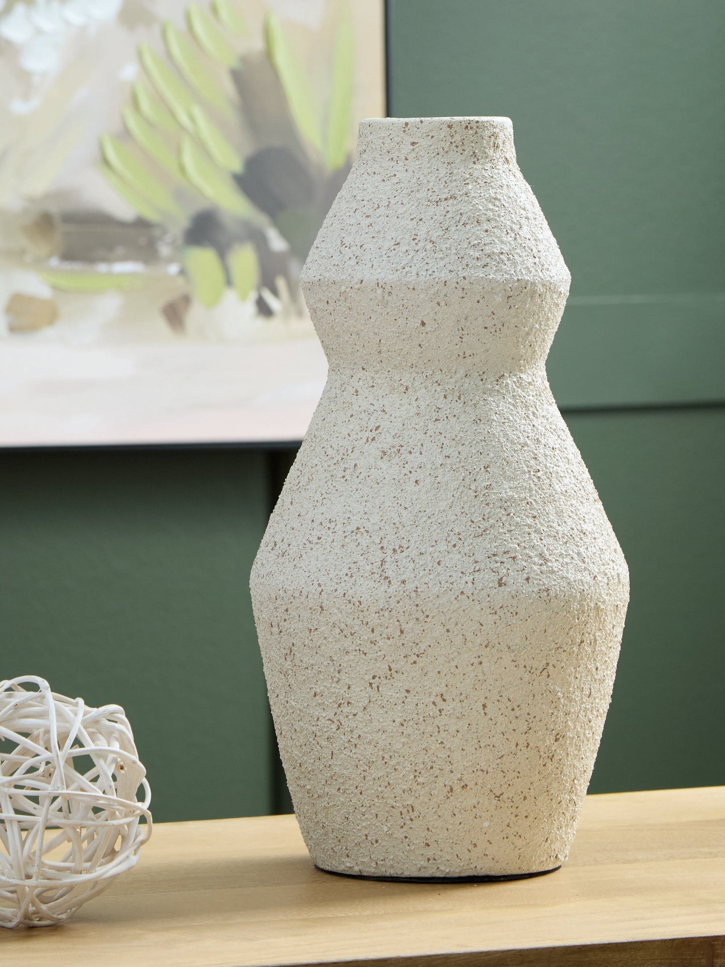 Dawthorne Cream Vase- Viva Furn