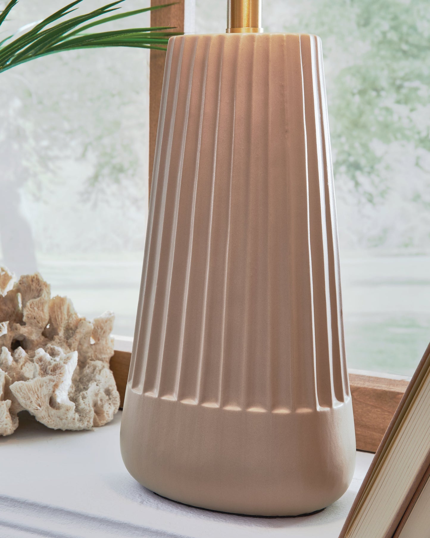 Dellner Mocha Table Lamp- Viva Furn