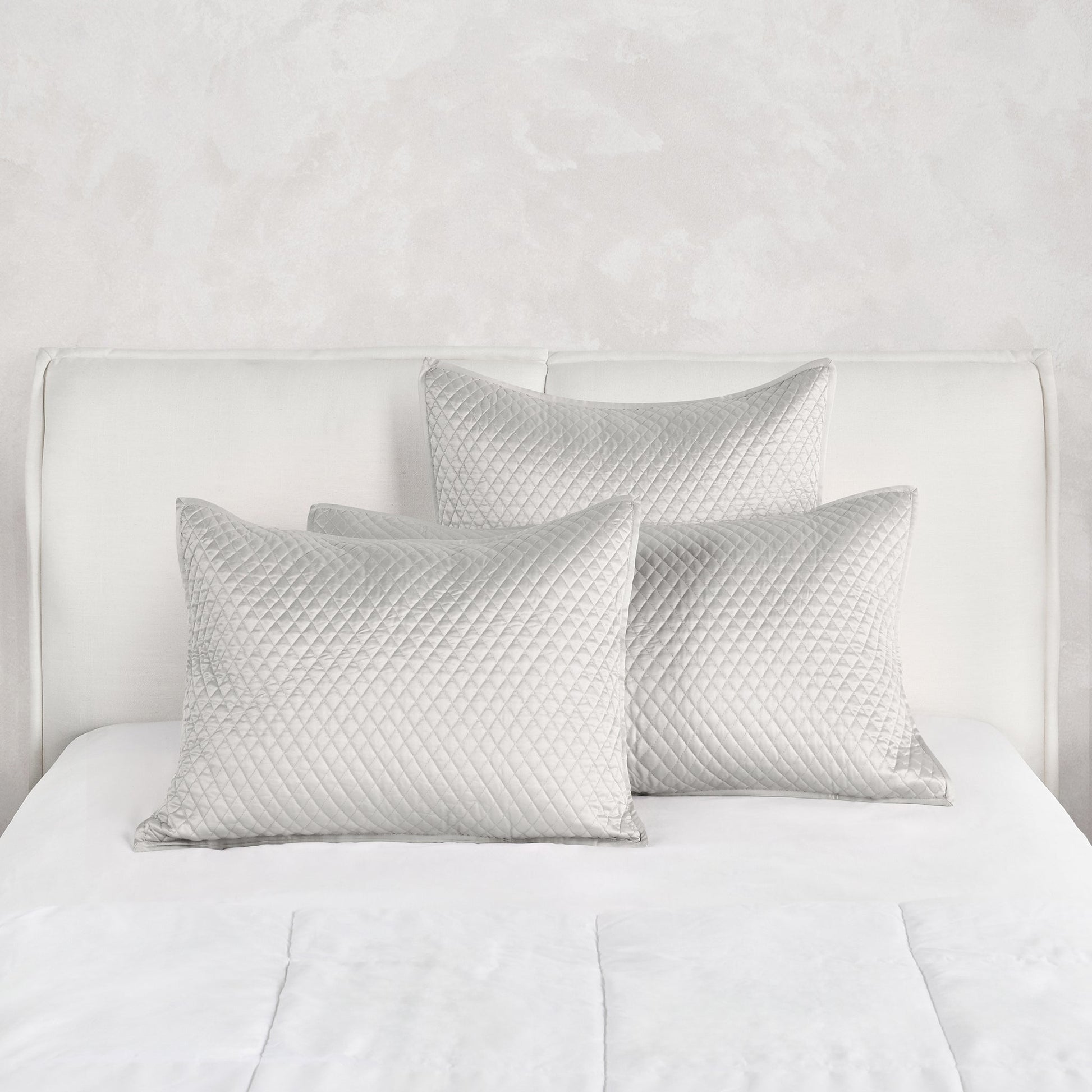 Diamond Silver Quilt Collection - Ornate Home