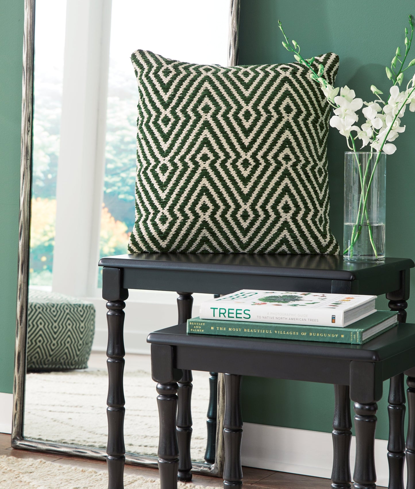 Digover Green/Ivory Pillow- Viva Furn