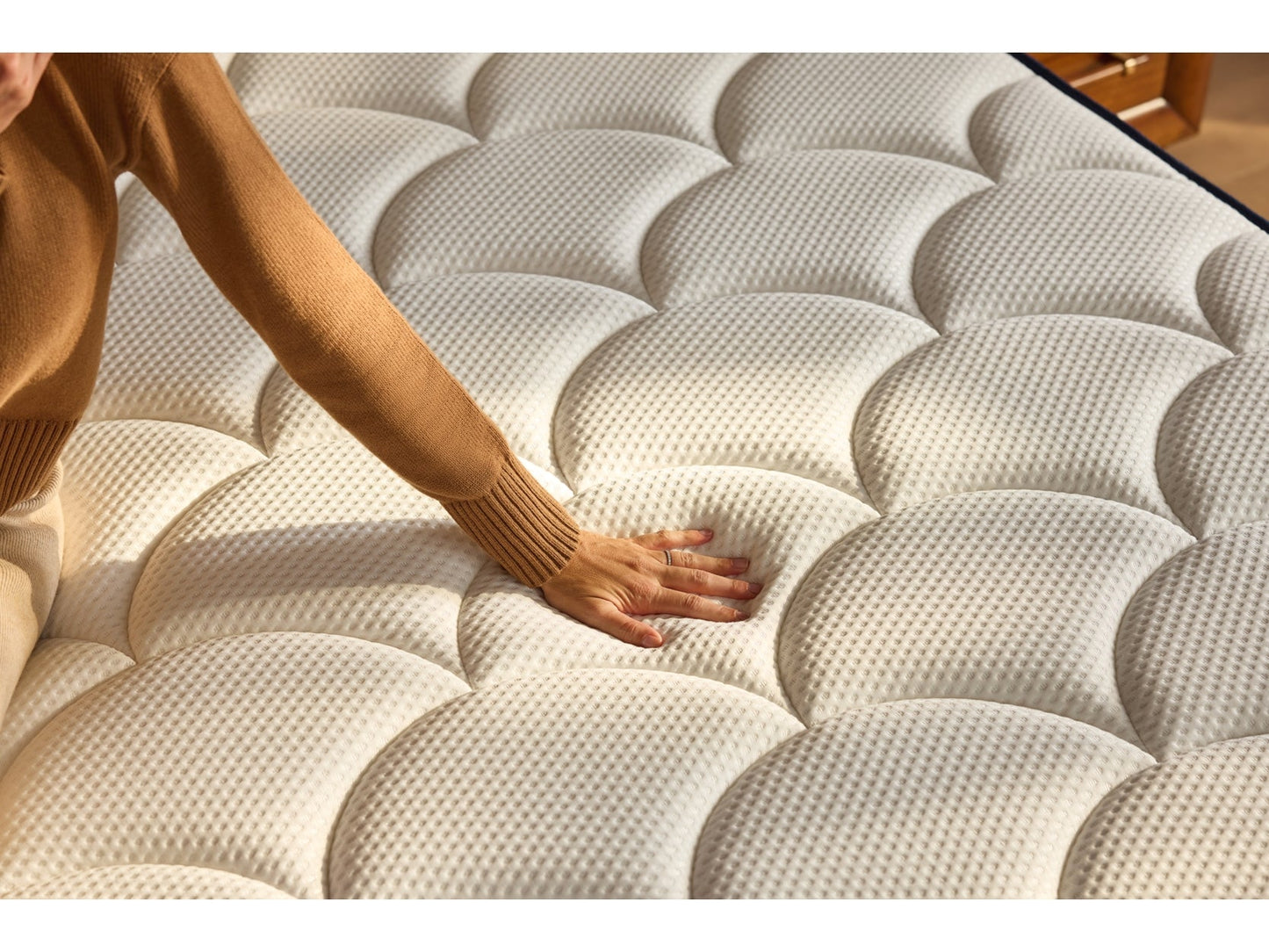 DreamCloud Classic Hybrid Firm White Full Mattress- Viva Furn