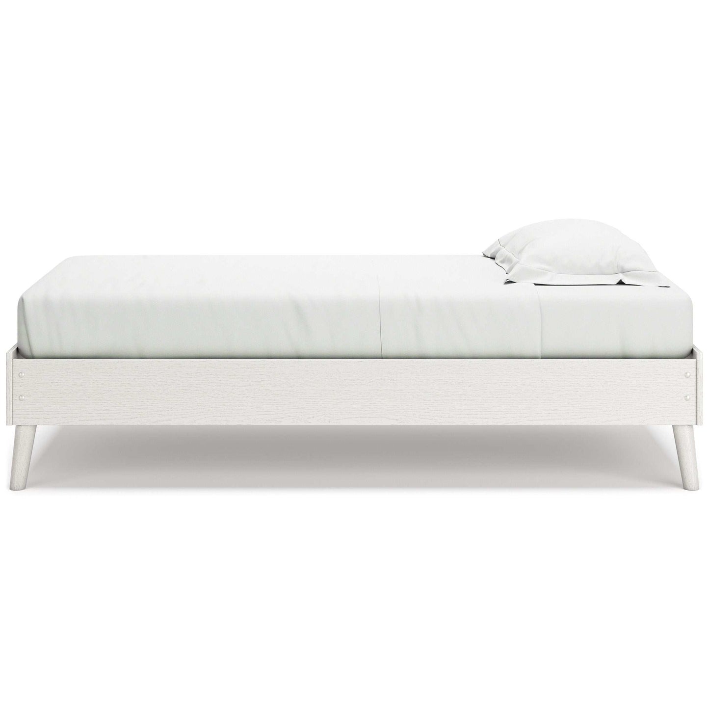 Aprilyn White Twin Platform Bed