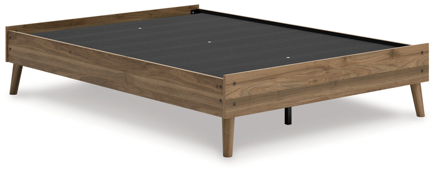 Aprilyn Honey Full Platform Bed