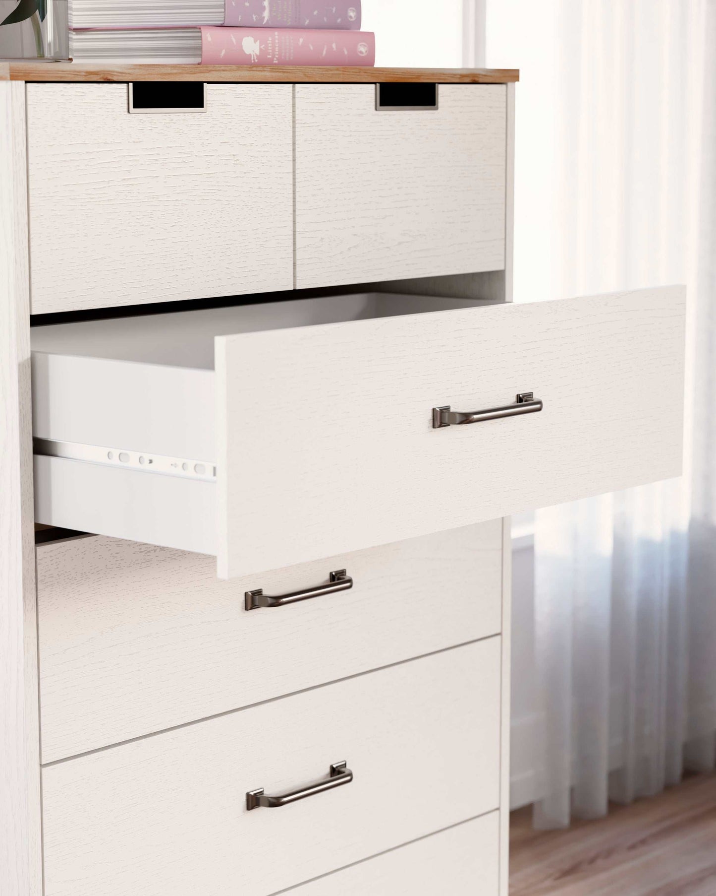 Vaibryn Two-tone Chest of Drawers