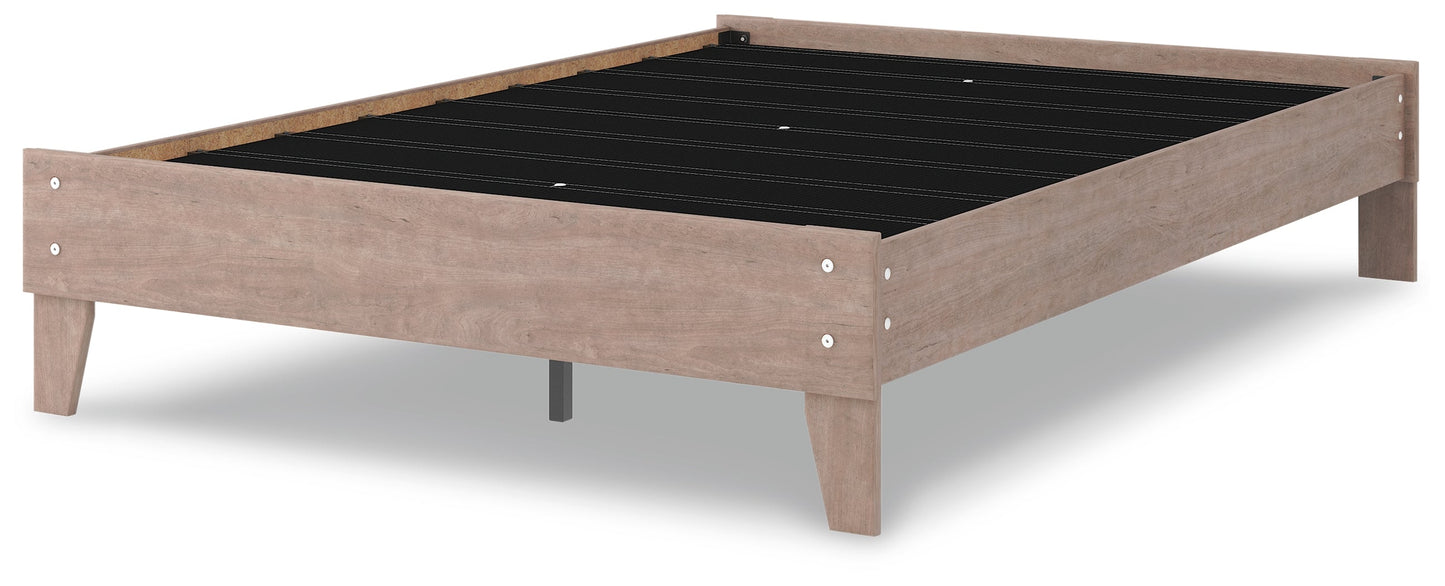 Flannia Gray Full Platform Bed