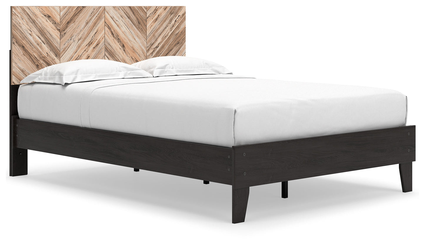 Piperton Two-tone Brown/Black Full Panel Platform Bed