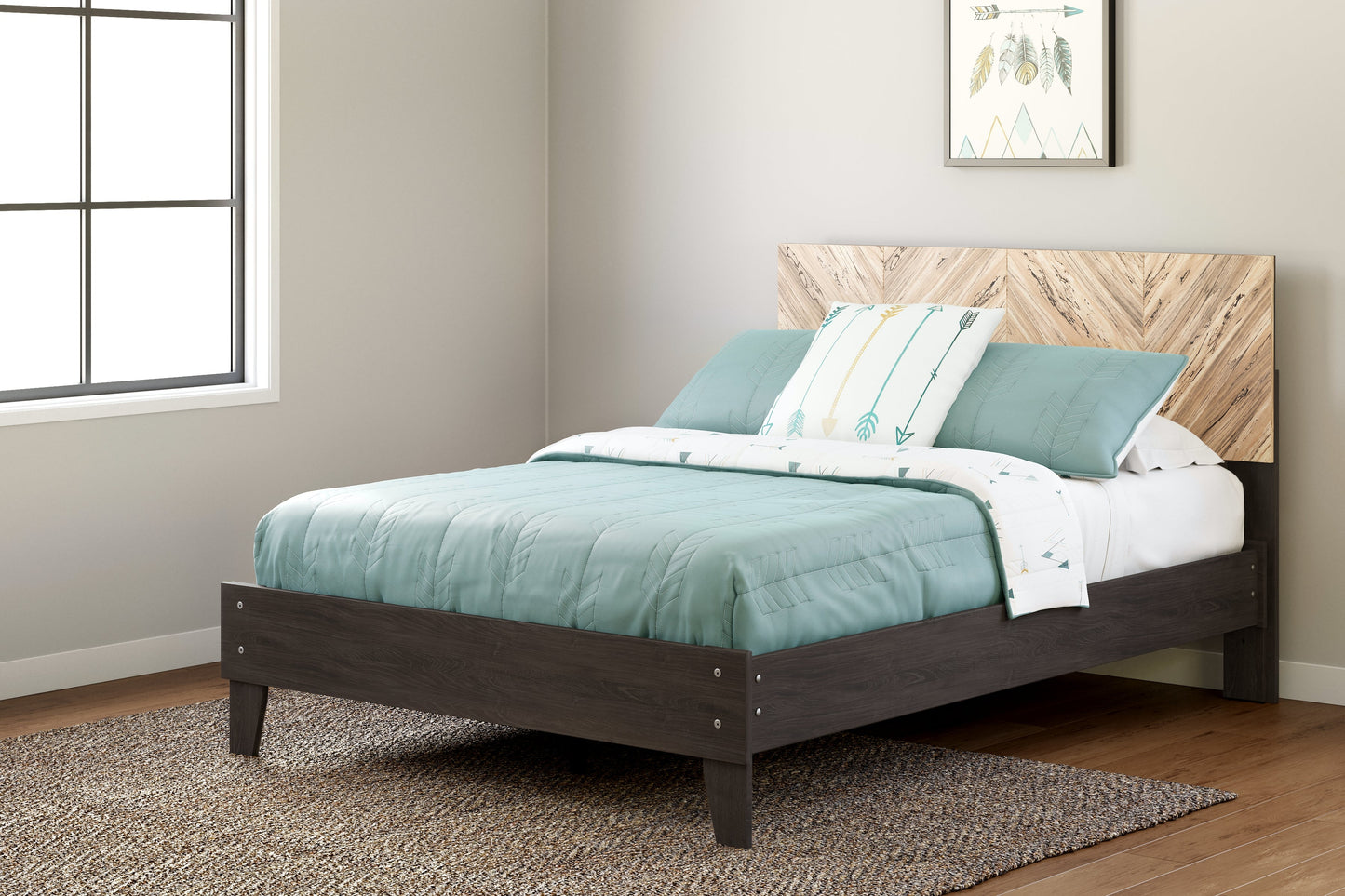 Piperton Two-tone Brown/Black Full Panel Platform Bed