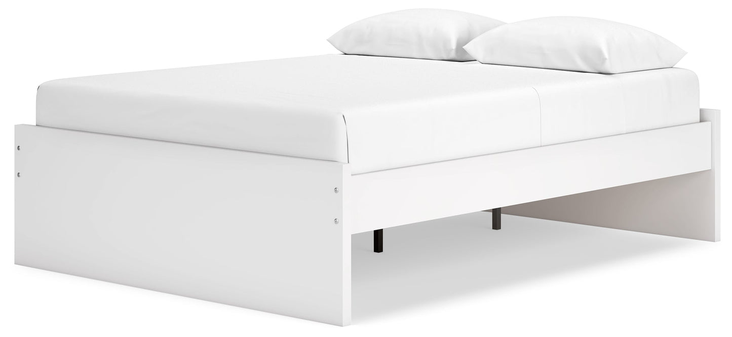 Onita White Queen Platform Bed