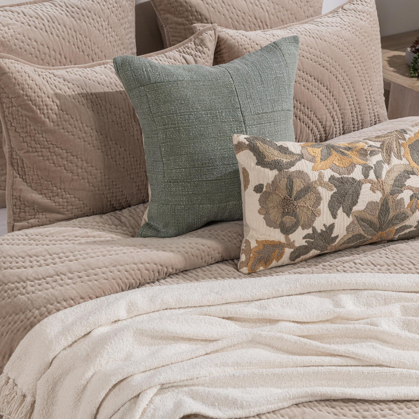 Elms Velvet Pebble Velvet Quilt Collection - Ornate Home