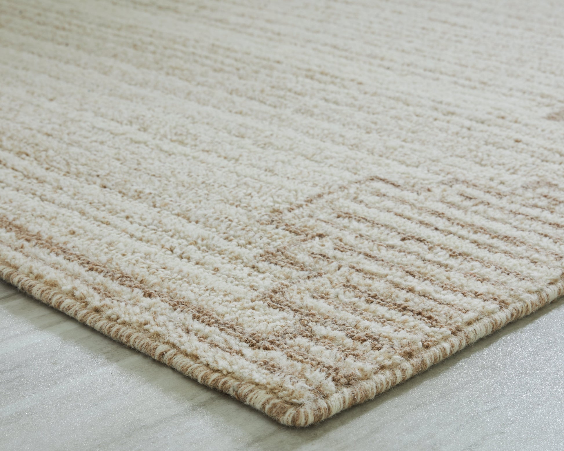 Emorymore Brown/Beige Medium Rug- Viva Furn
