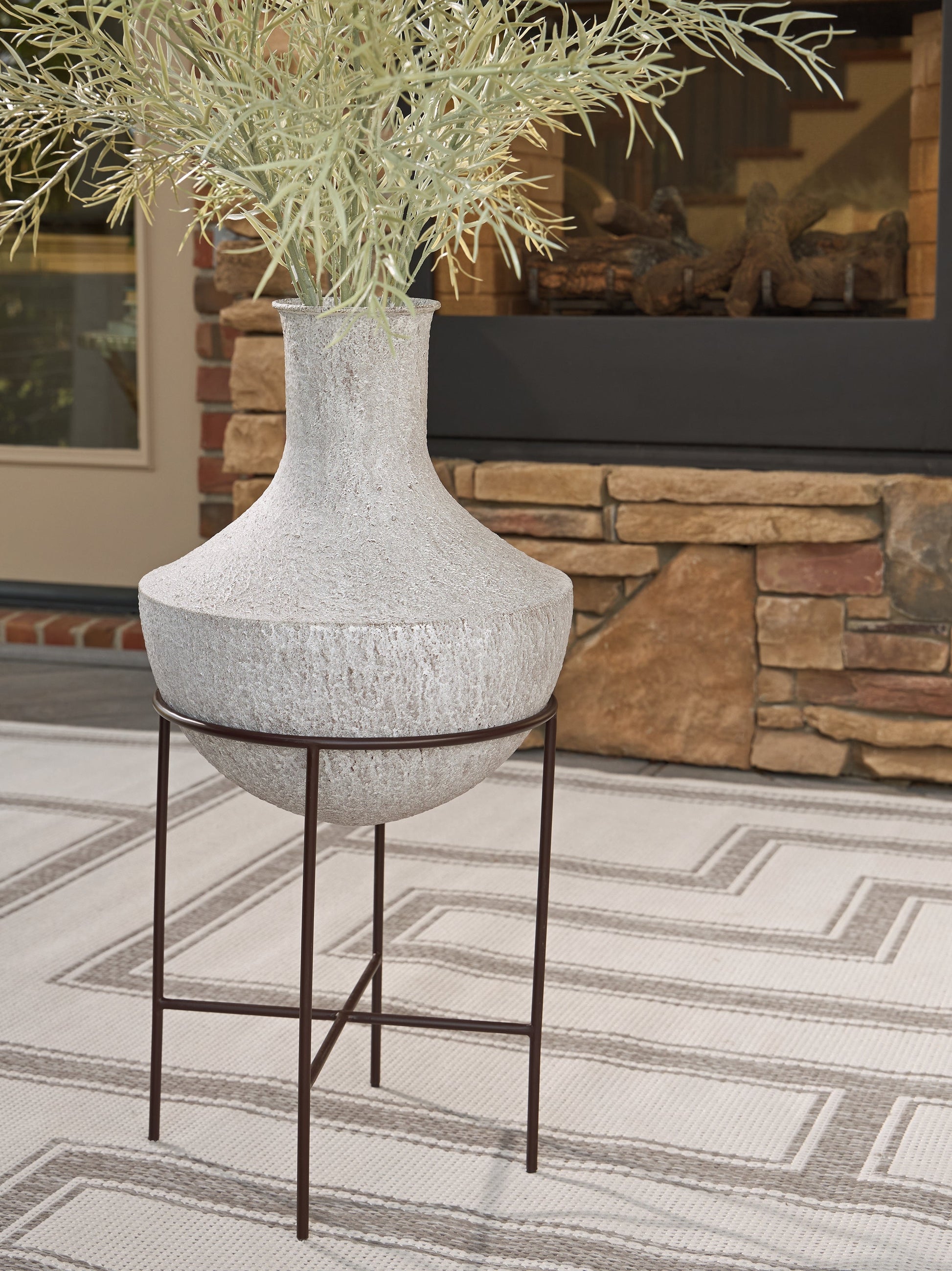 Estonbank Distressed Cream Vase 28"- Viva Furn