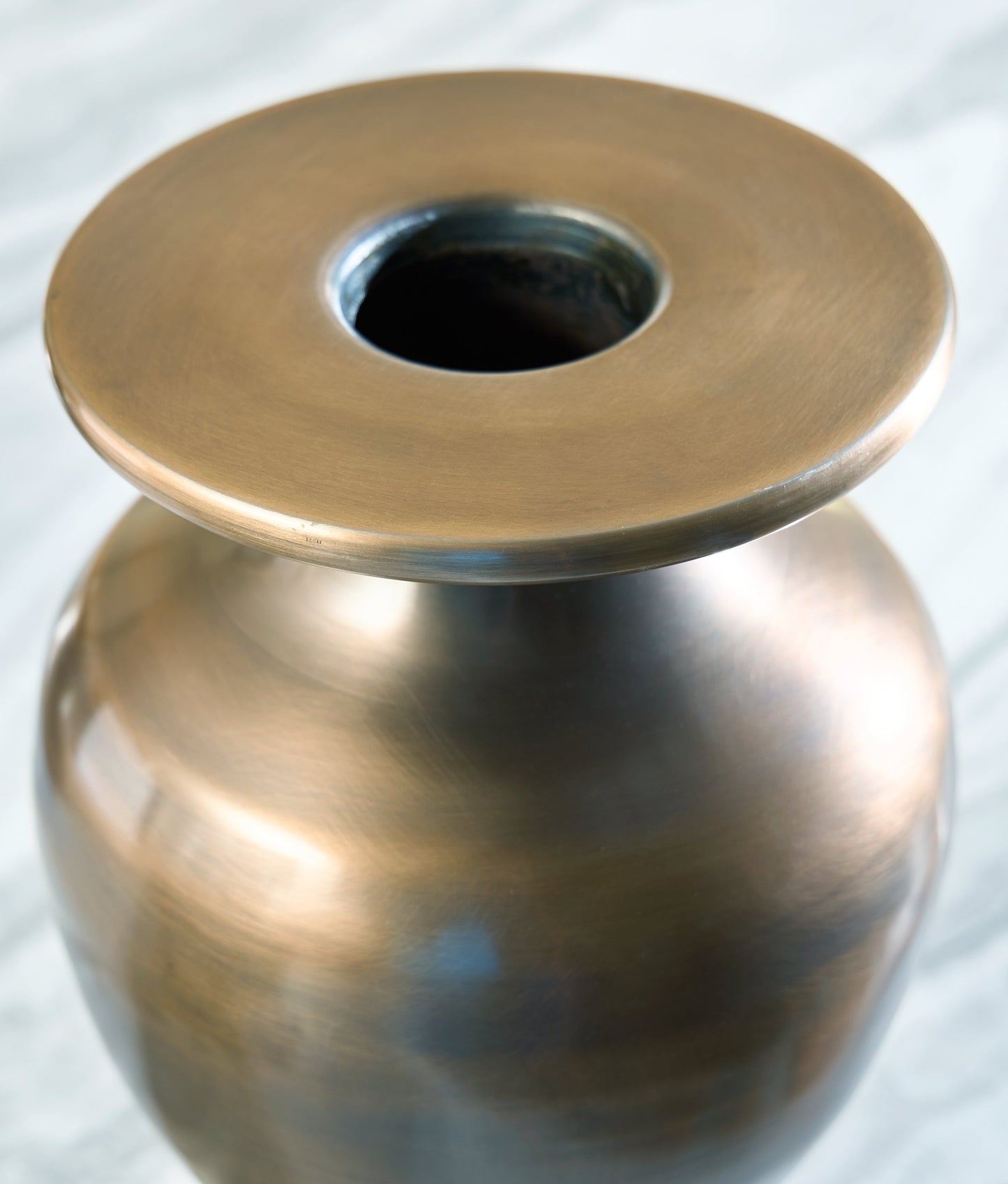 Fedorleigh Antique Brass Vase- Viva Furn