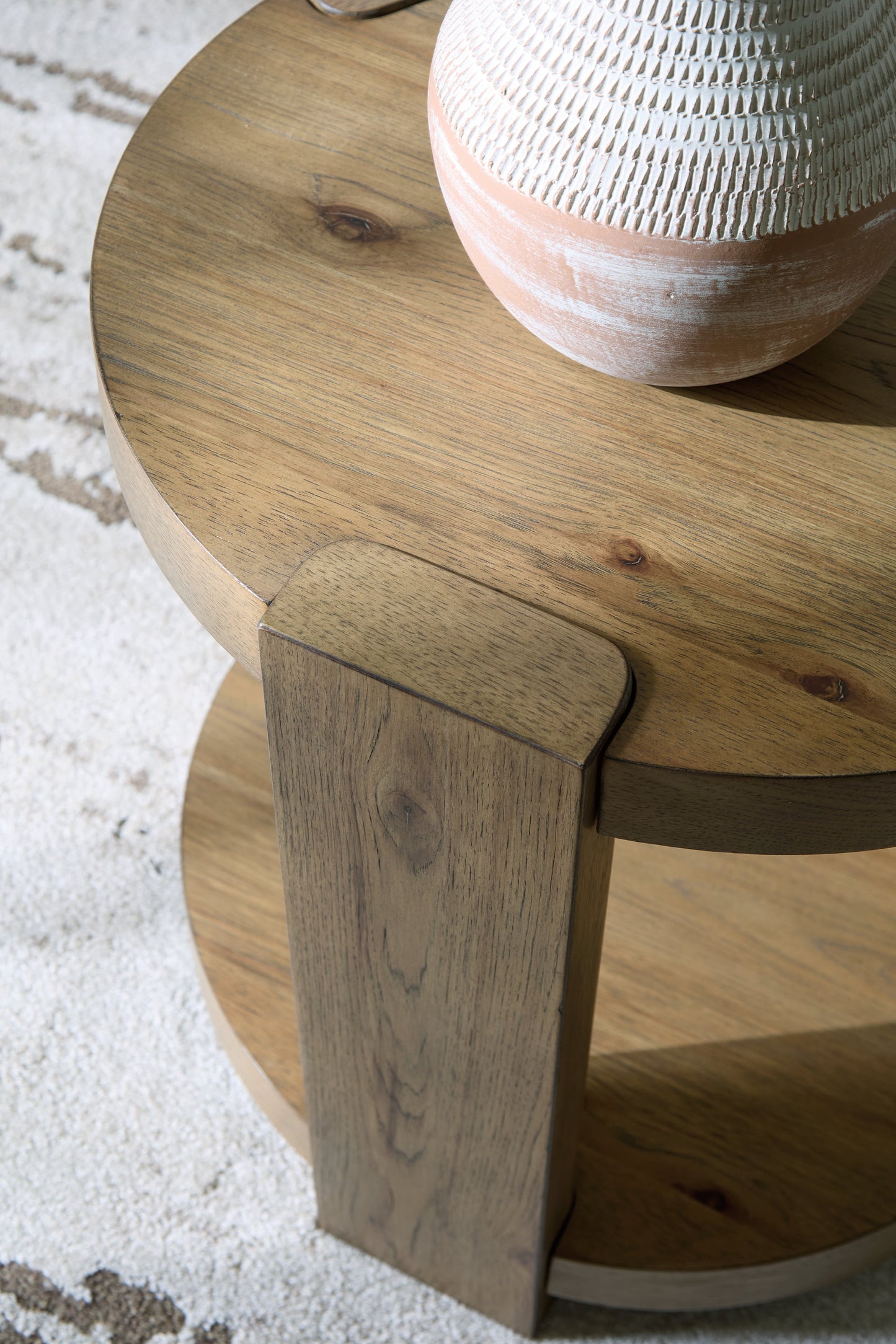 Flangren Light Brown End Table- Viva Furn