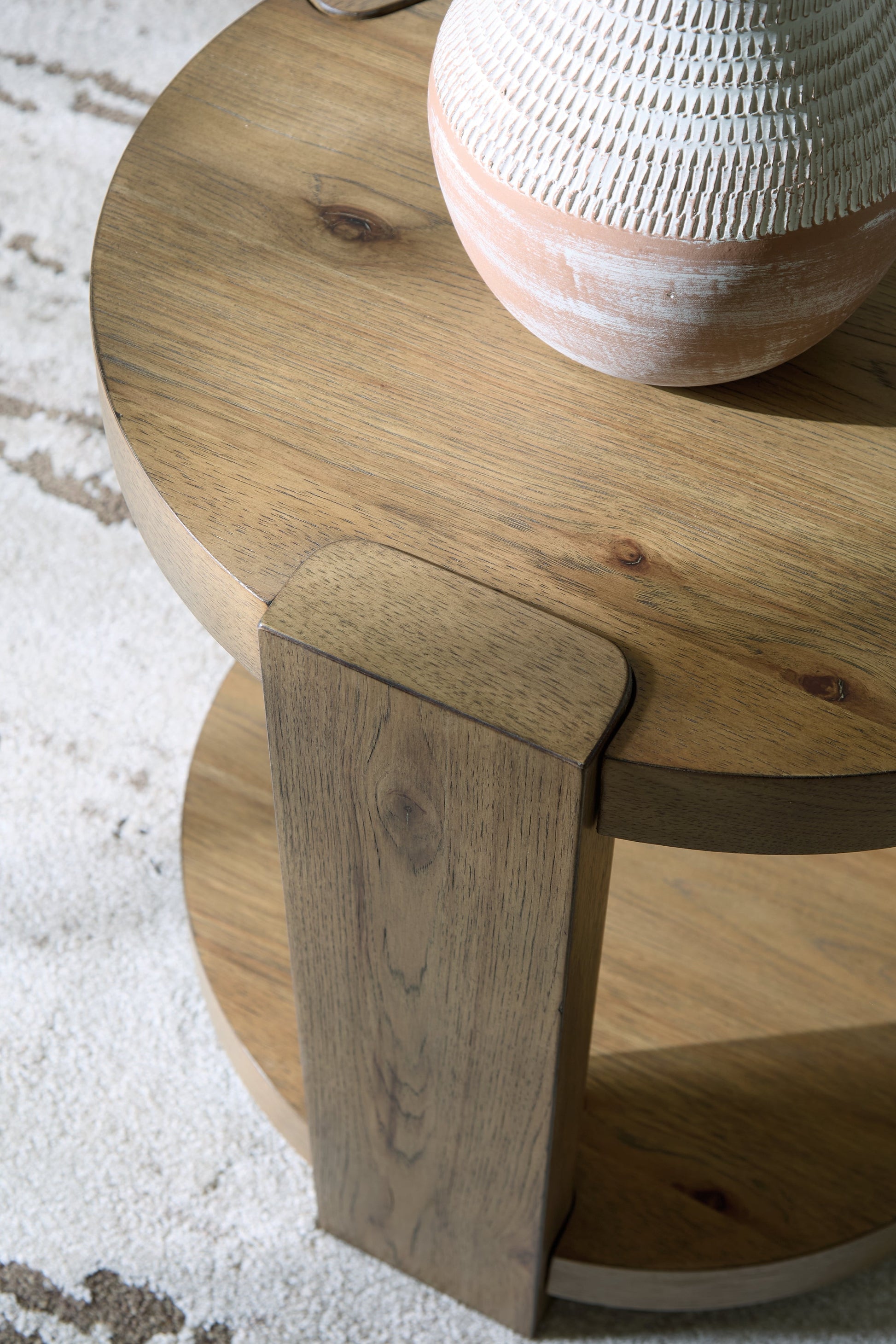 Flangren Light Brown End Table- Viva Furn