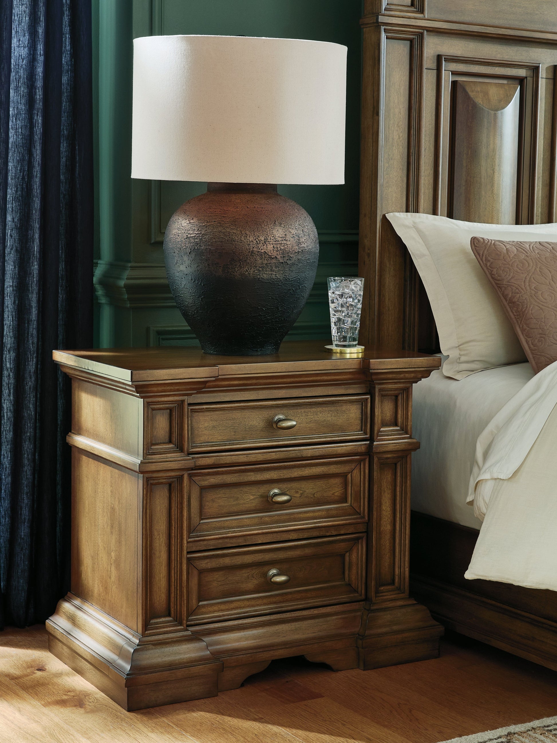 Frantanna Brown Three Drawer Night Stand- Viva Furn