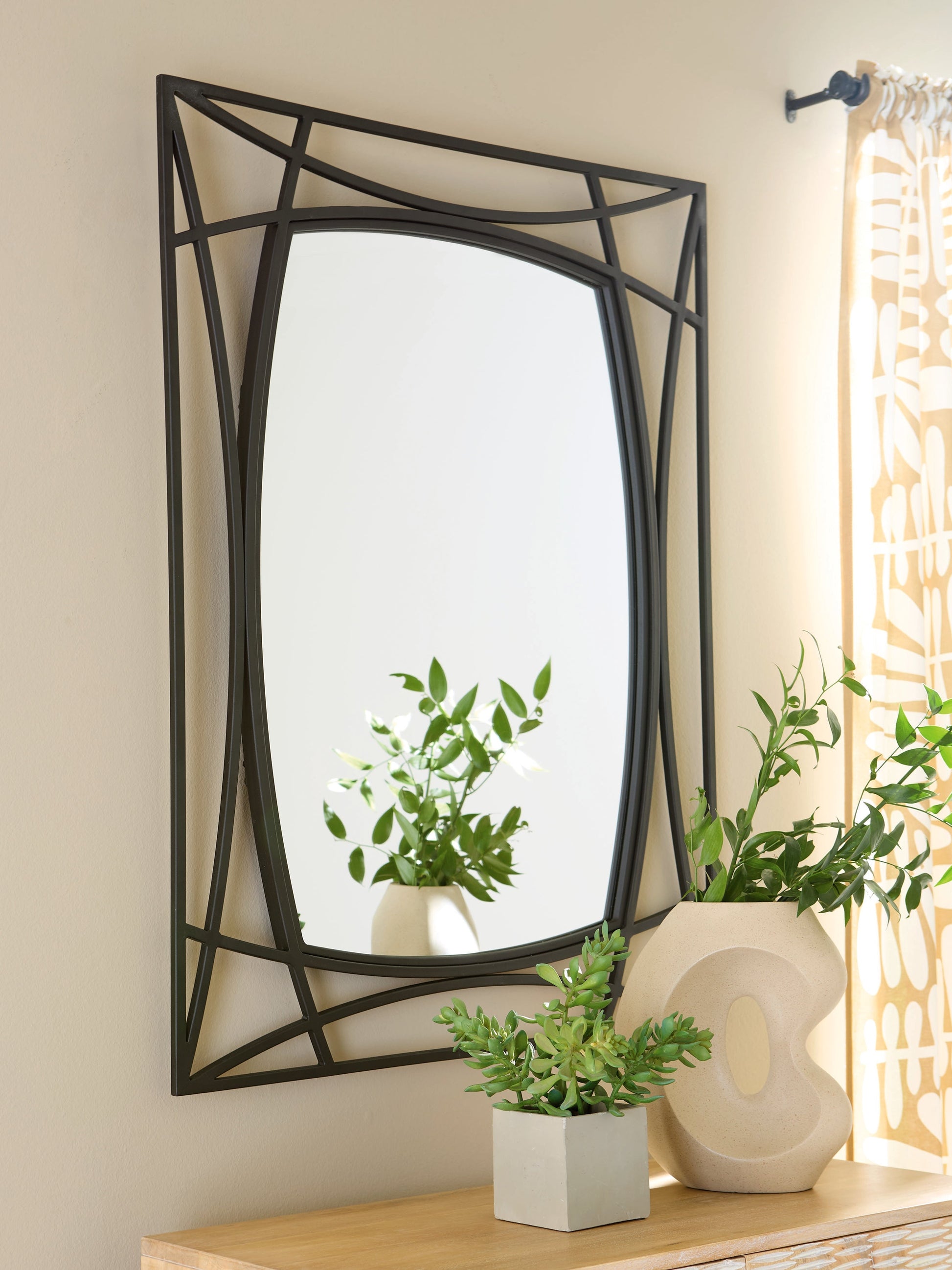 Freenville Black Accent Mirror- Viva Furn