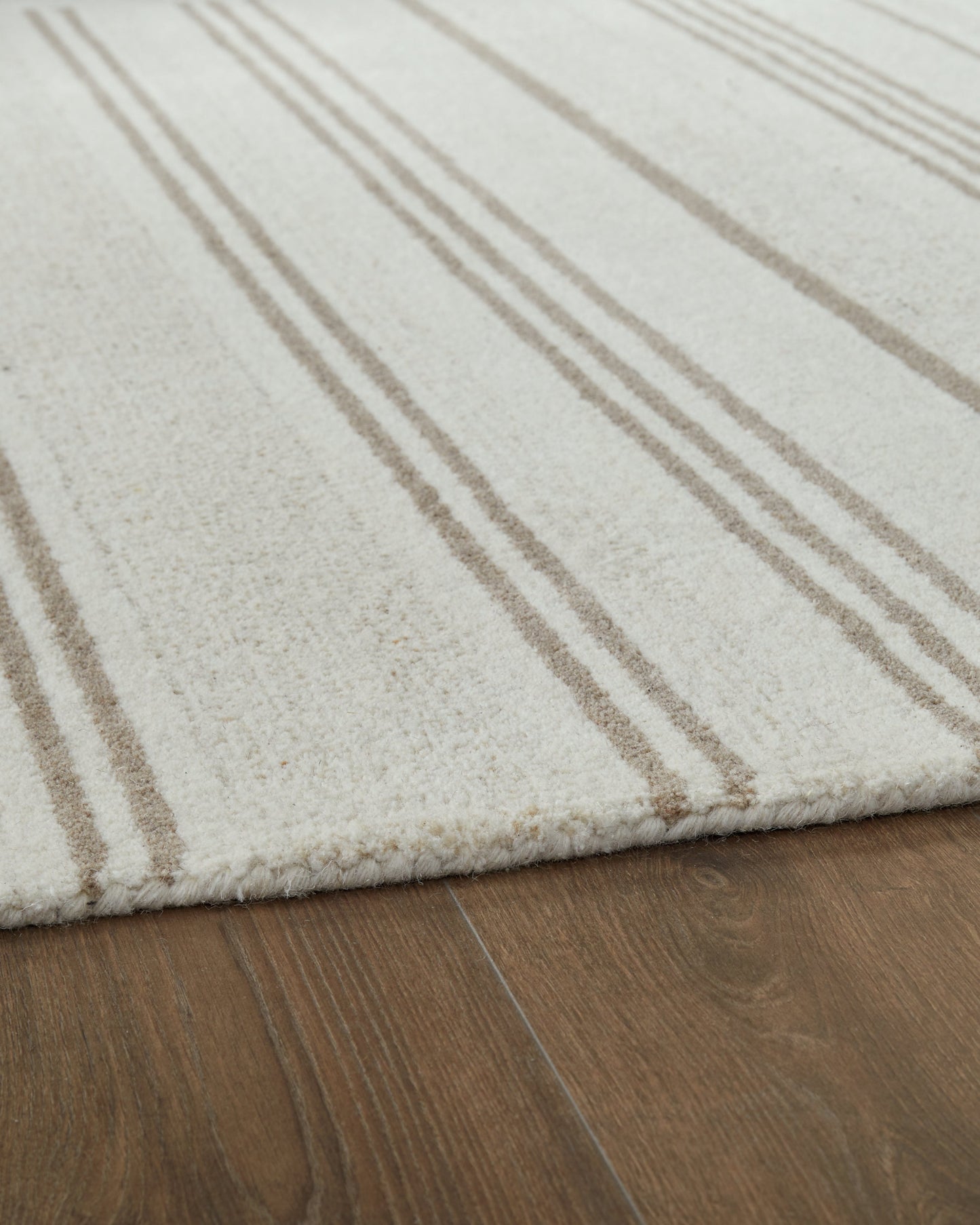 Gadence Ivory/Tan Medium Rug- Viva Furn