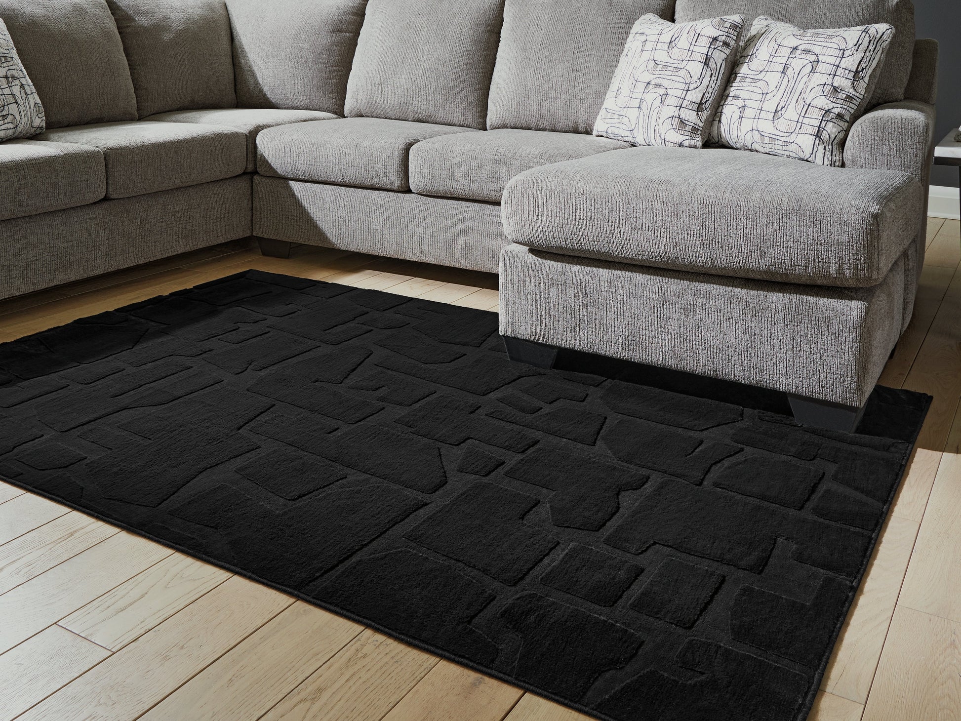 Gibbswell Black Washable Medium Rug- Viva Furn