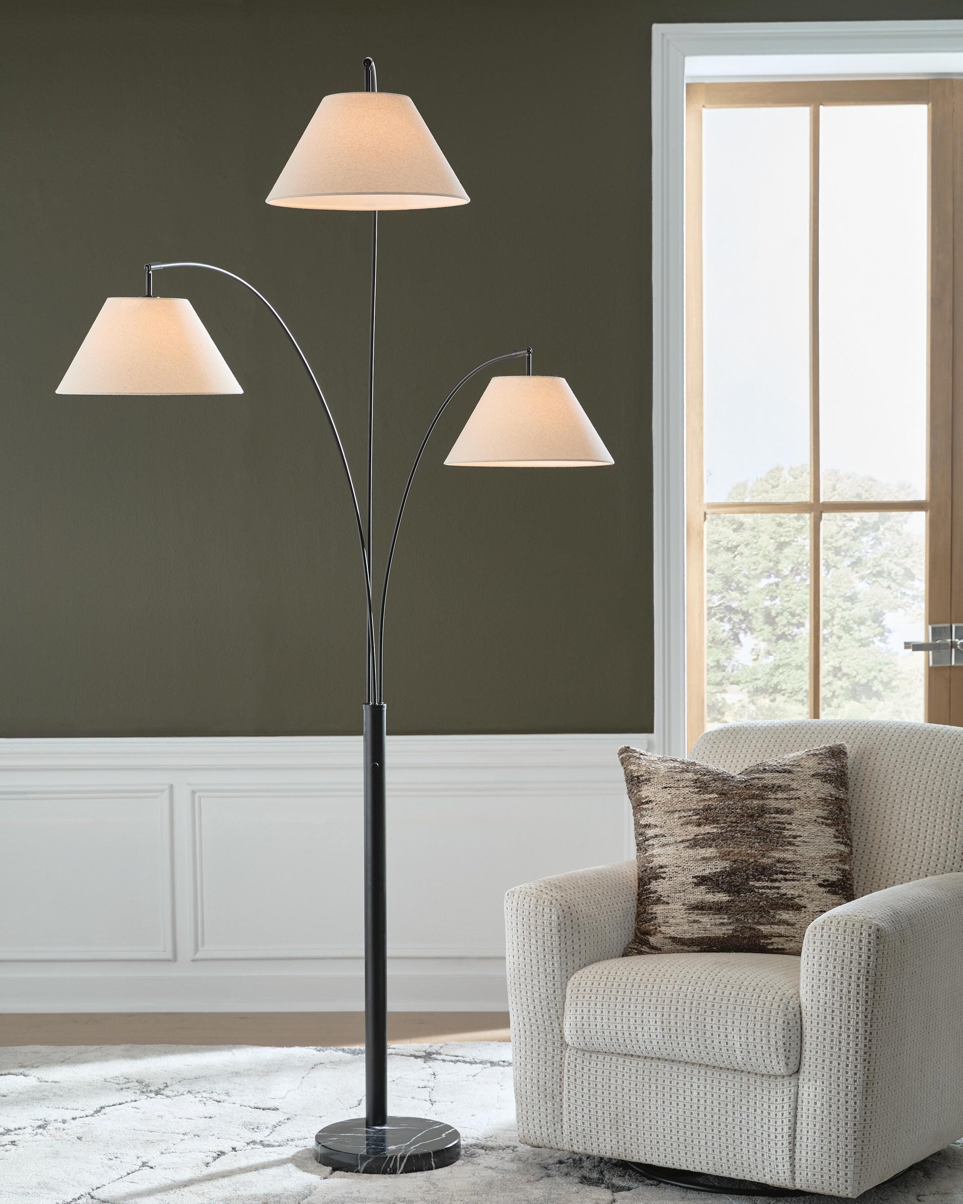 Gibbswellner Black Arc Lamp- Viva Furn
